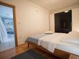 Ražanj, Bedroom in the apartment, air condition available and WiFi.