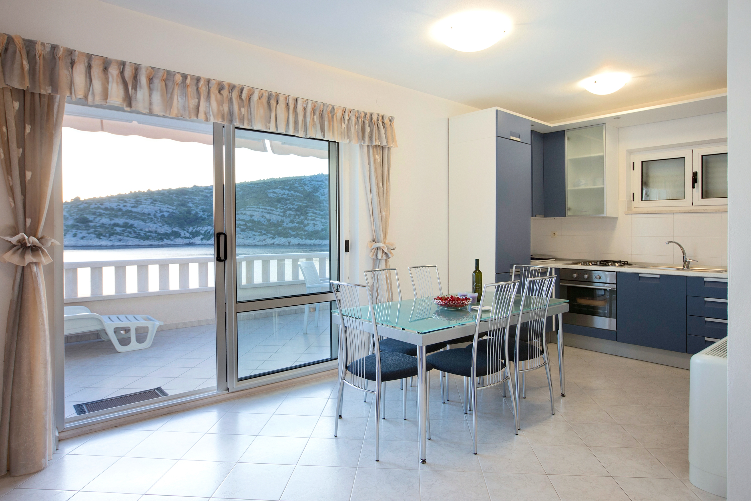 One bedroom apartment near beach Ražanj, Rogoznica  A-a