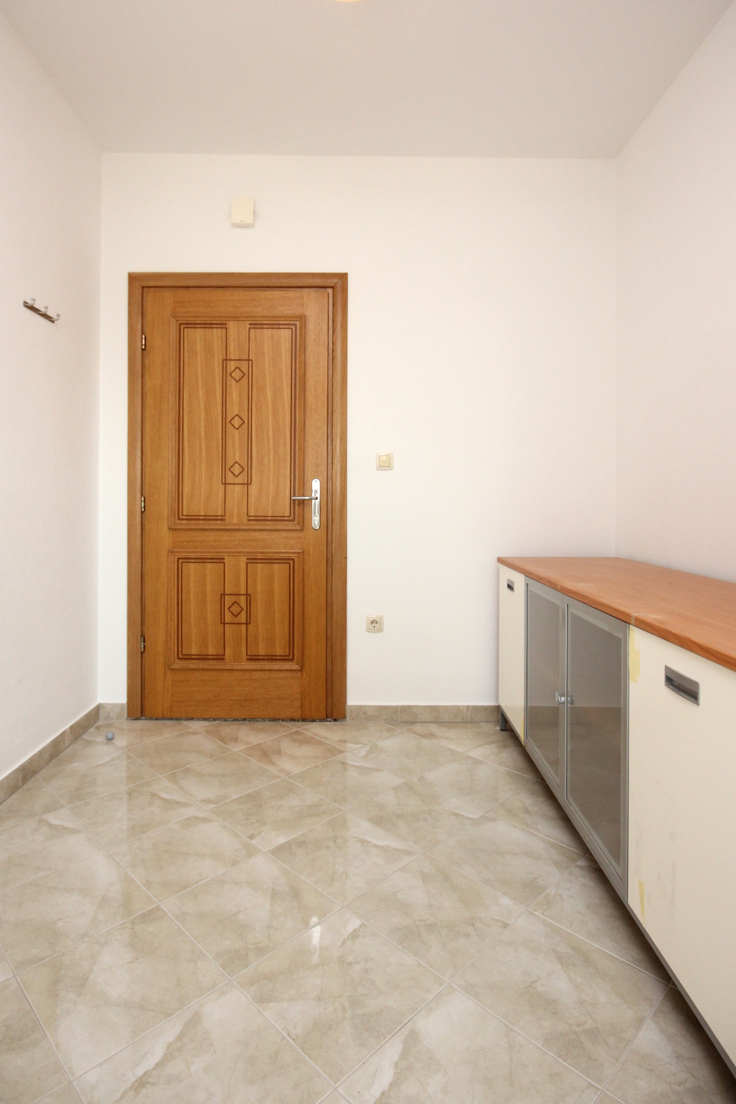 One bedroom apartment near beach Ražanj, Rogoznica  A-b