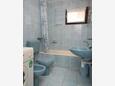 Bathroom 1 Banjole, Bathroom 1 in the apartment, (pet friendly) and WiFi.