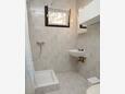 Bathroom 2 Banjole, Bathroom 2 in the apartment, (pet friendly) and WiFi.