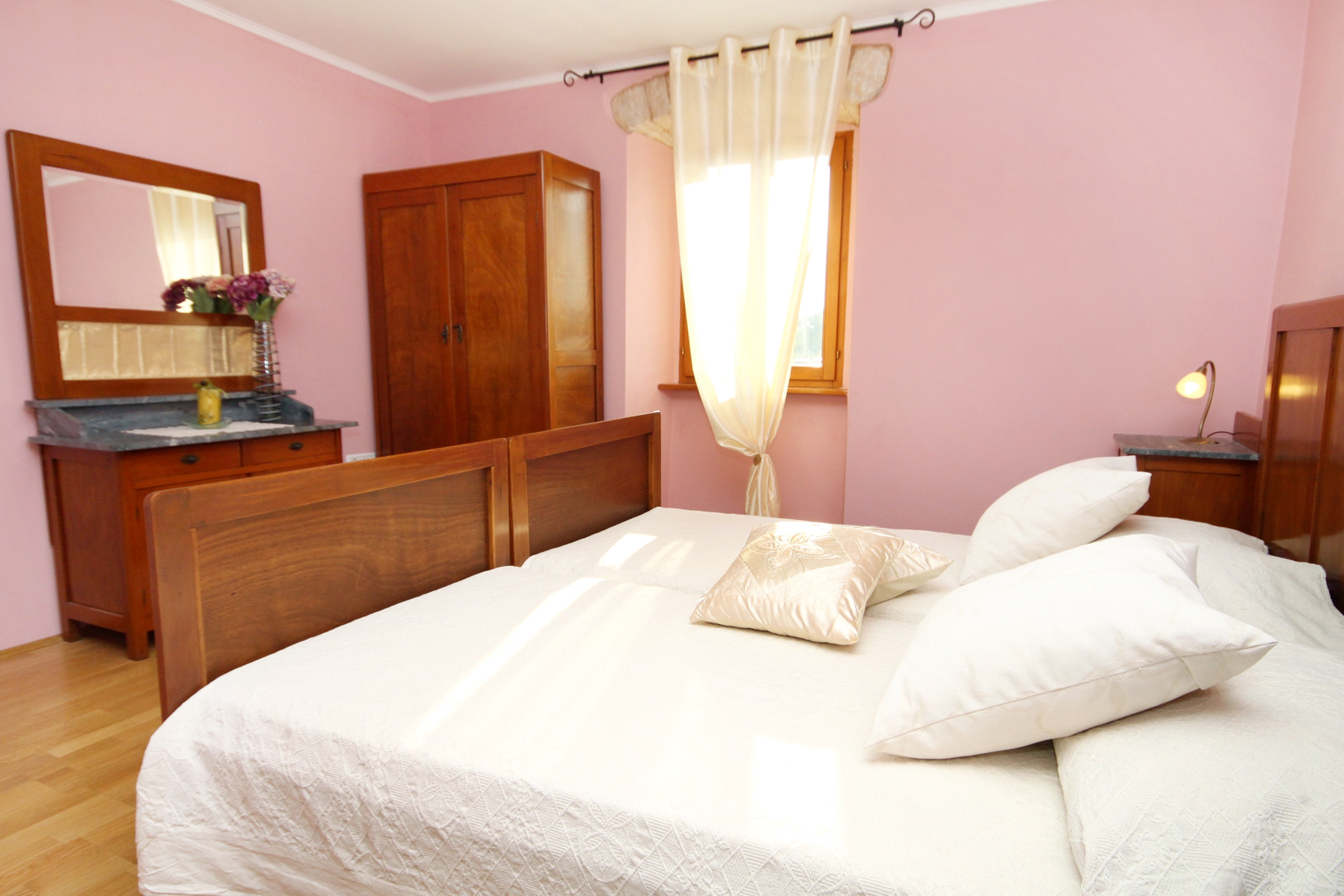 Four bedroom house with terrace Hreljići, Marčana  K