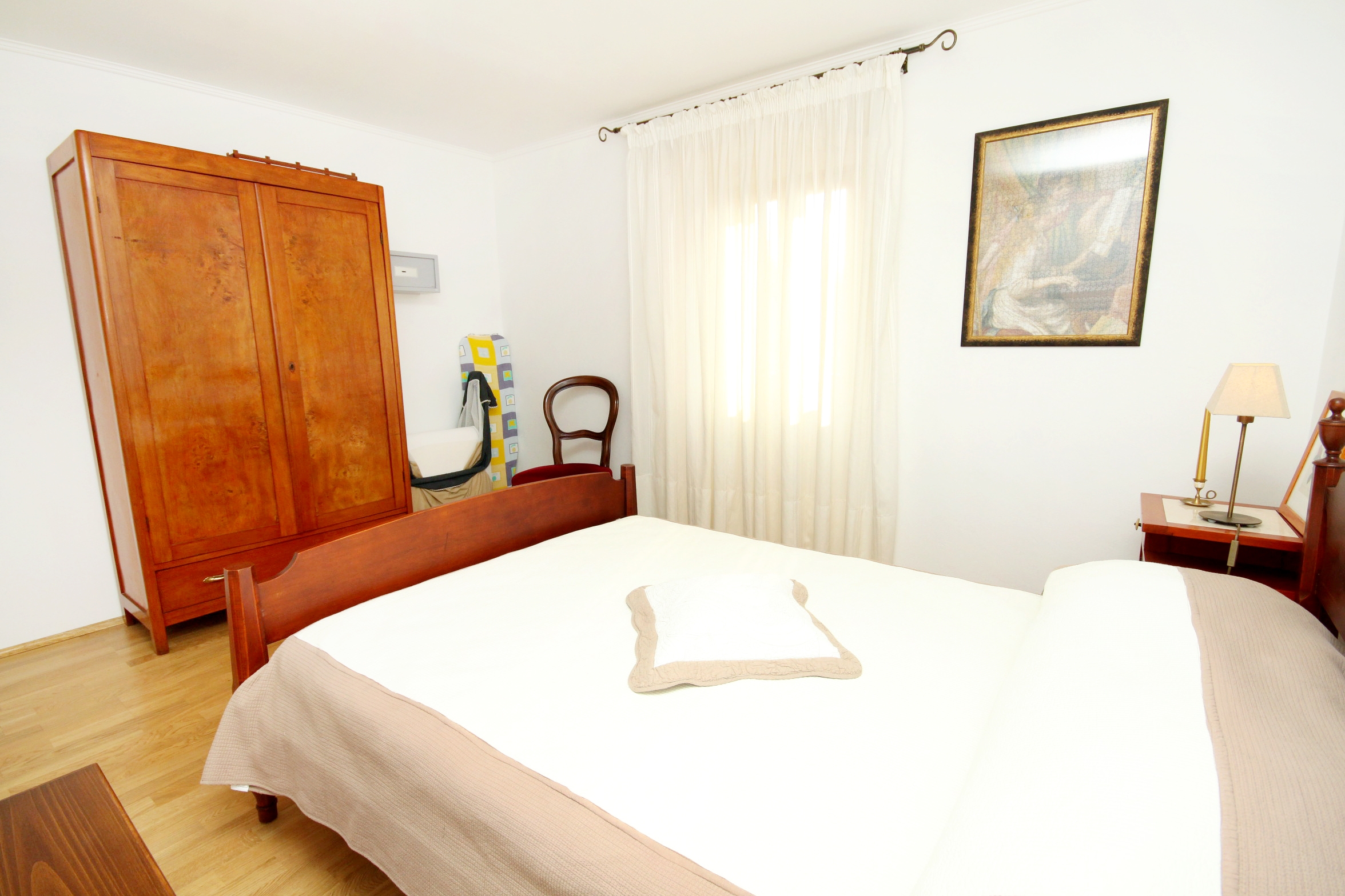 Four bedroom house with terrace Hreljići, Marčana  K