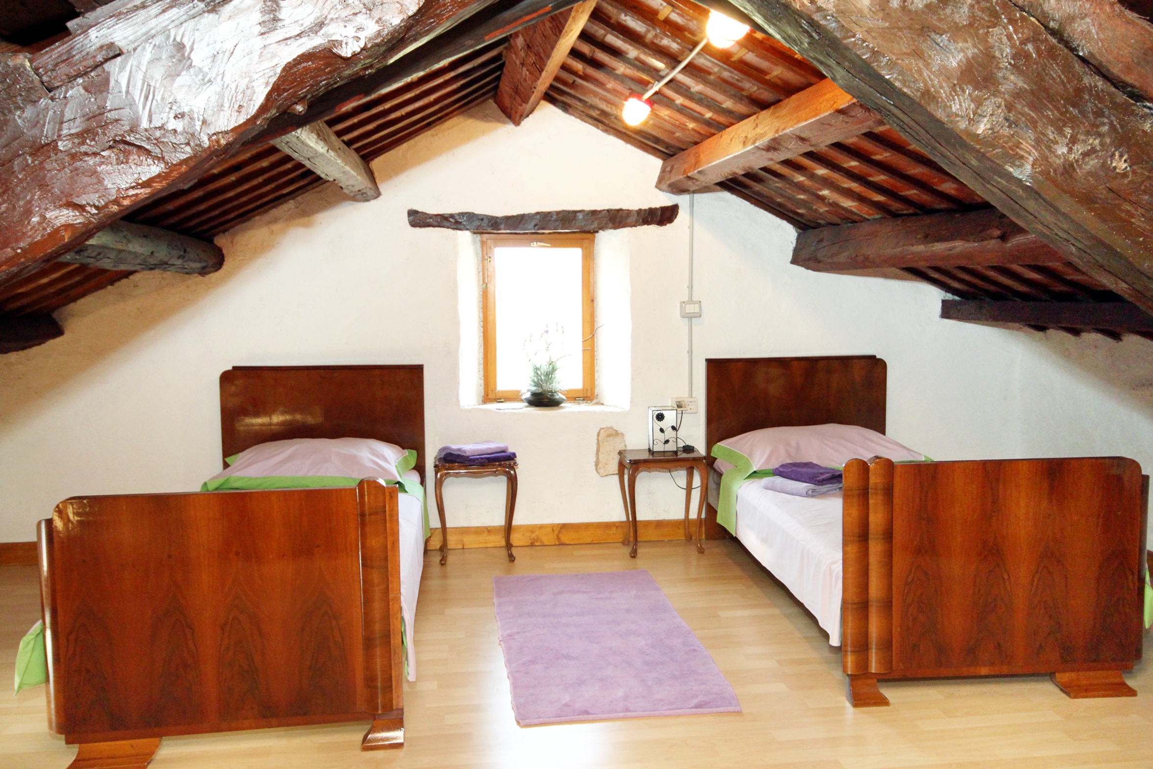 Four bedroom house with terrace Hreljići, Marčana  K