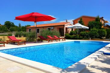 Property Orihi, Središnja Istra, Property 7492 - Vacation Rentals with pebble beach.