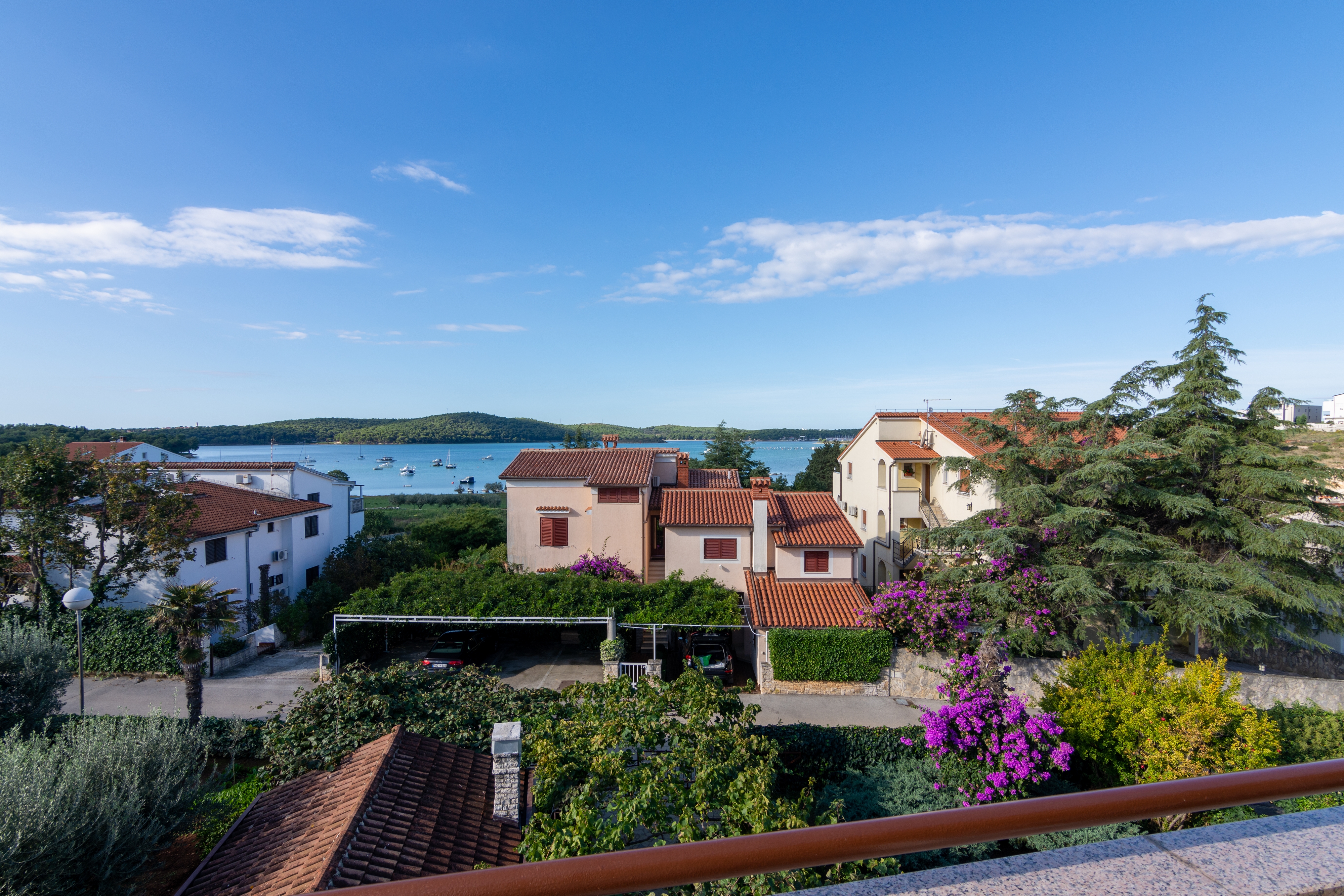 Two bedroom apartment with terrace and sea view Medulin  A-a