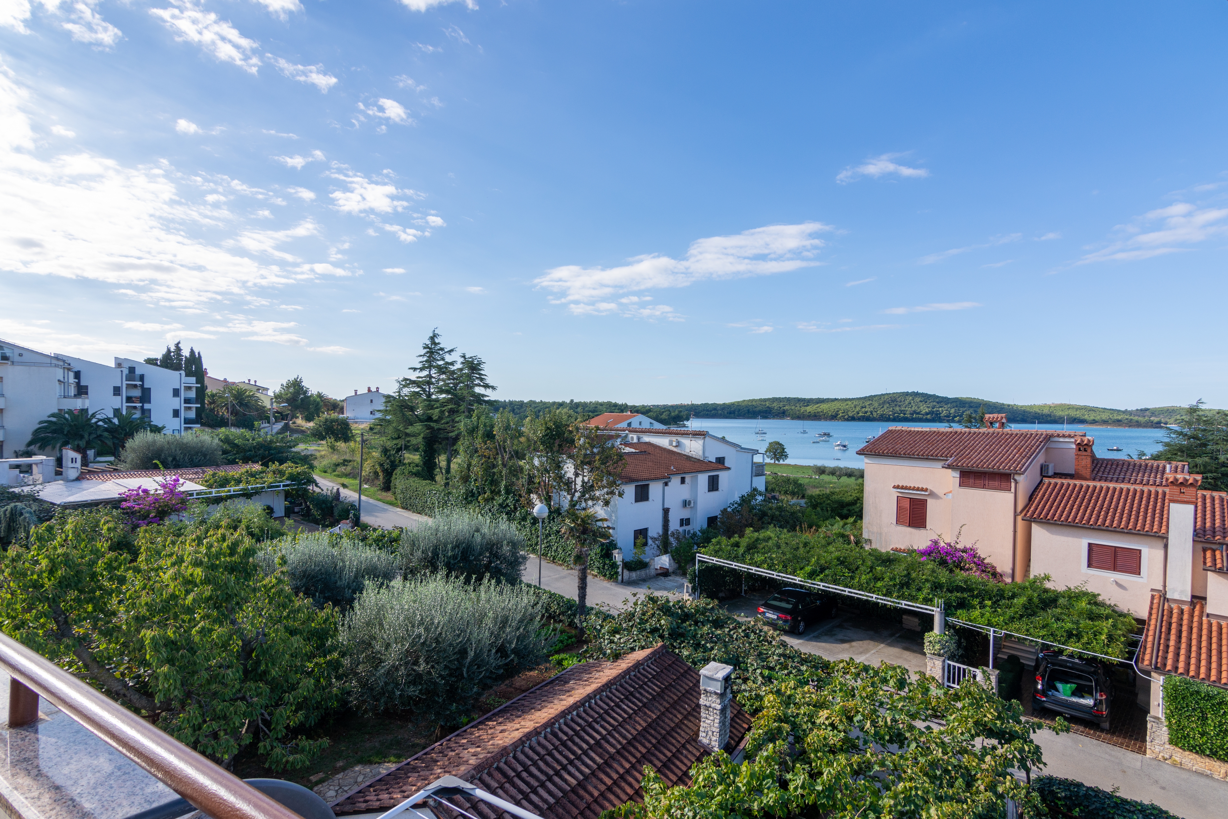 Two bedroom apartment with terrace and sea view Medulin  A-a