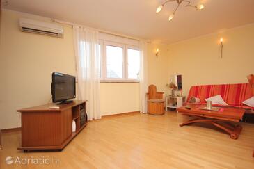 Living room Split, Living room in the apartment, dostupna klima i WIFI.
