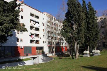 Property Split, Split, Property 7502 - Apartments with pebble beach.