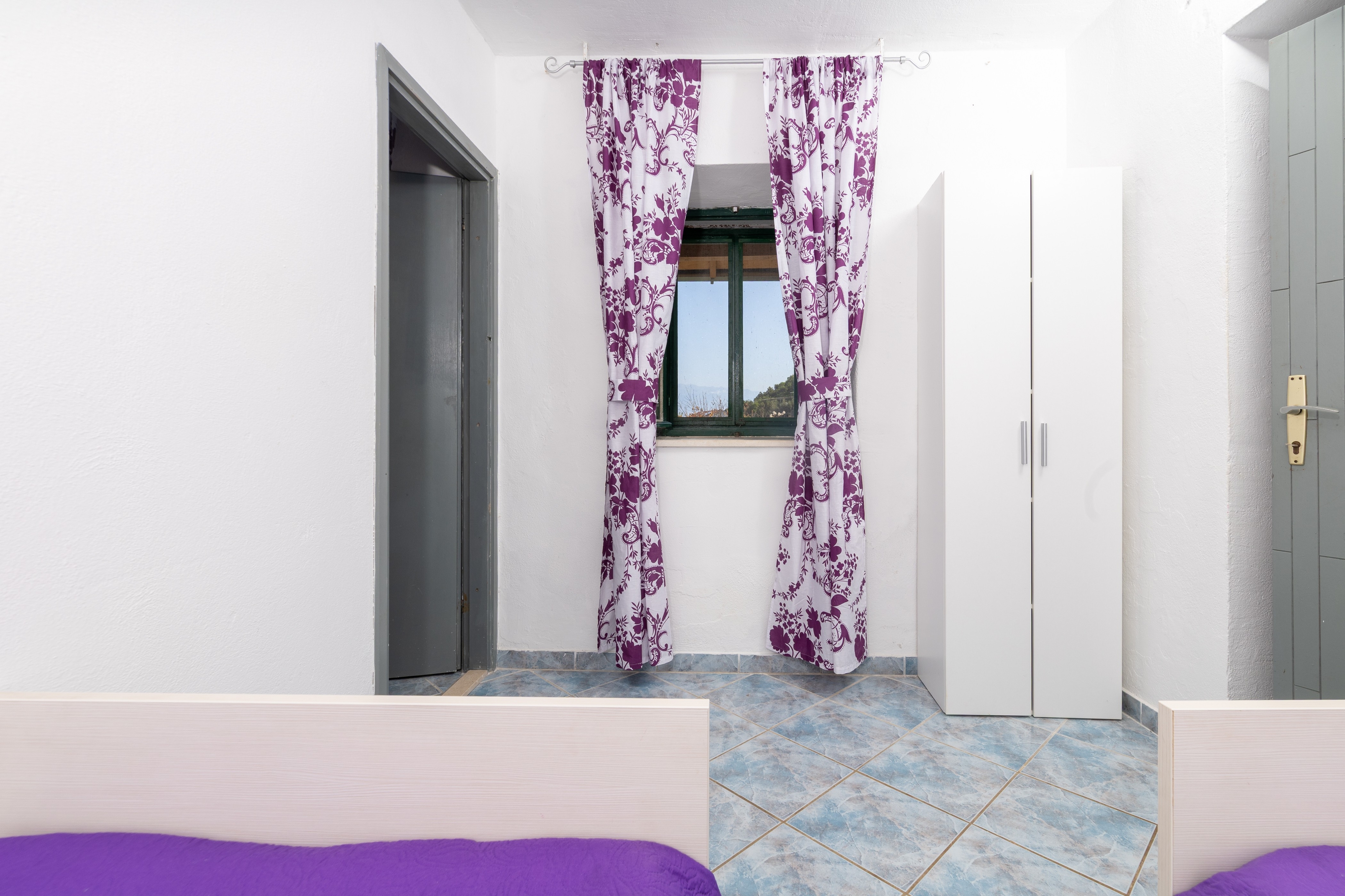 Two bedroom apartment with terrace and sea view Cove Pobij, Hvar  A-a