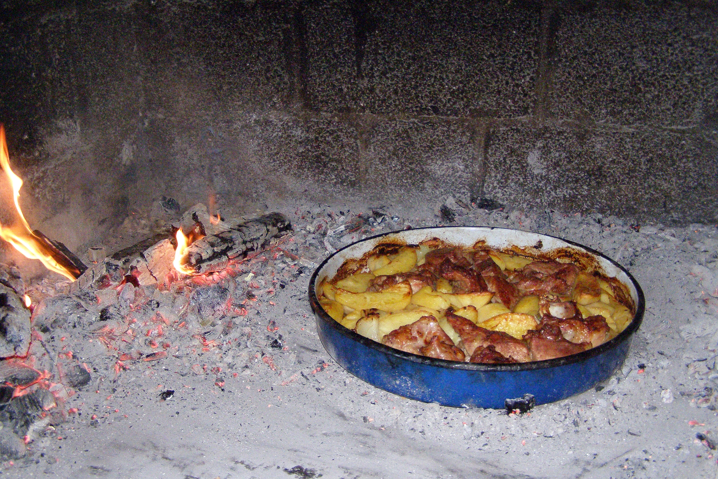 Two bedroom apartment near beach Seget Vranjica, Trogir  A-a