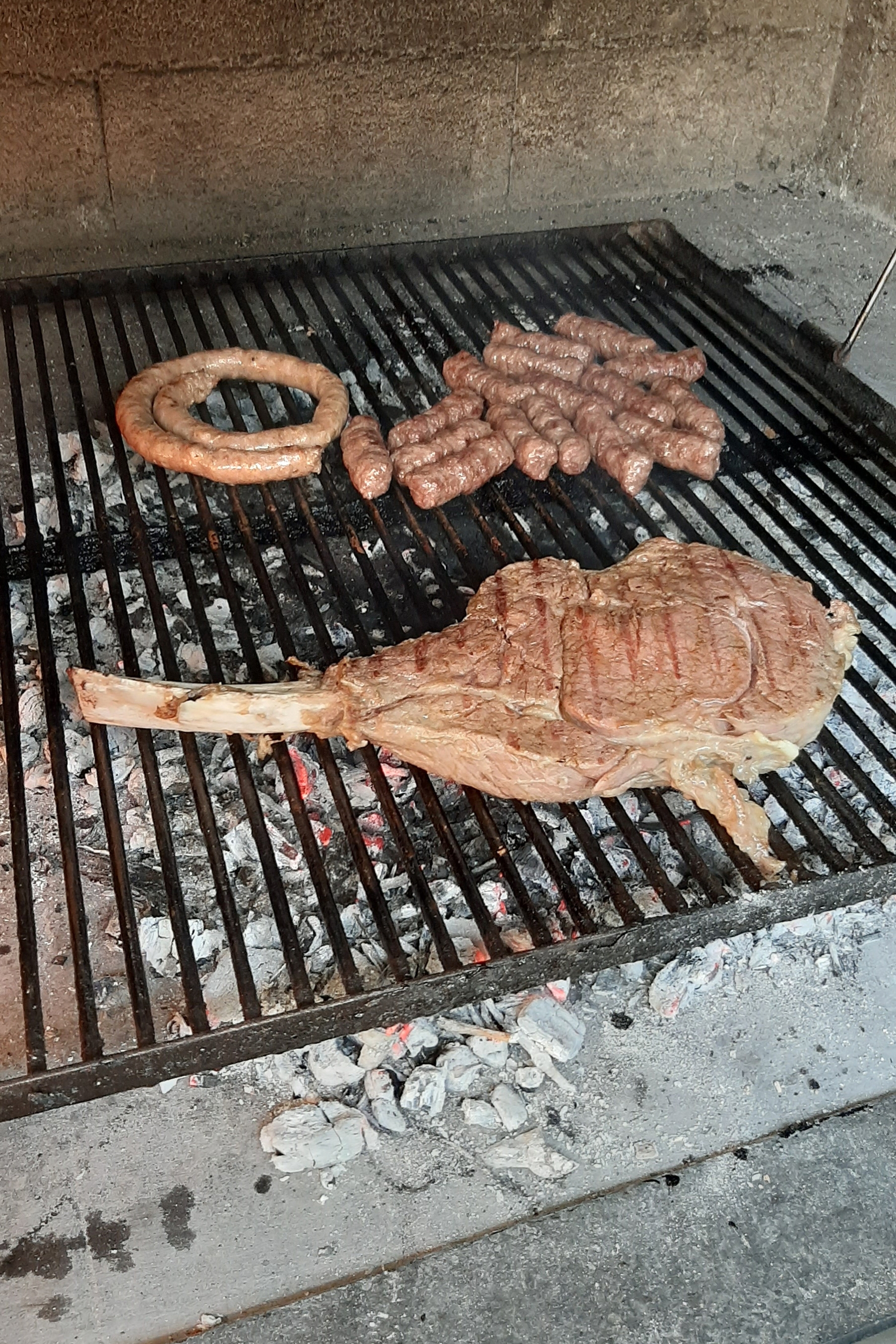 Two bedroom apartment near beach Seget Vranjica, Trogir  A-a