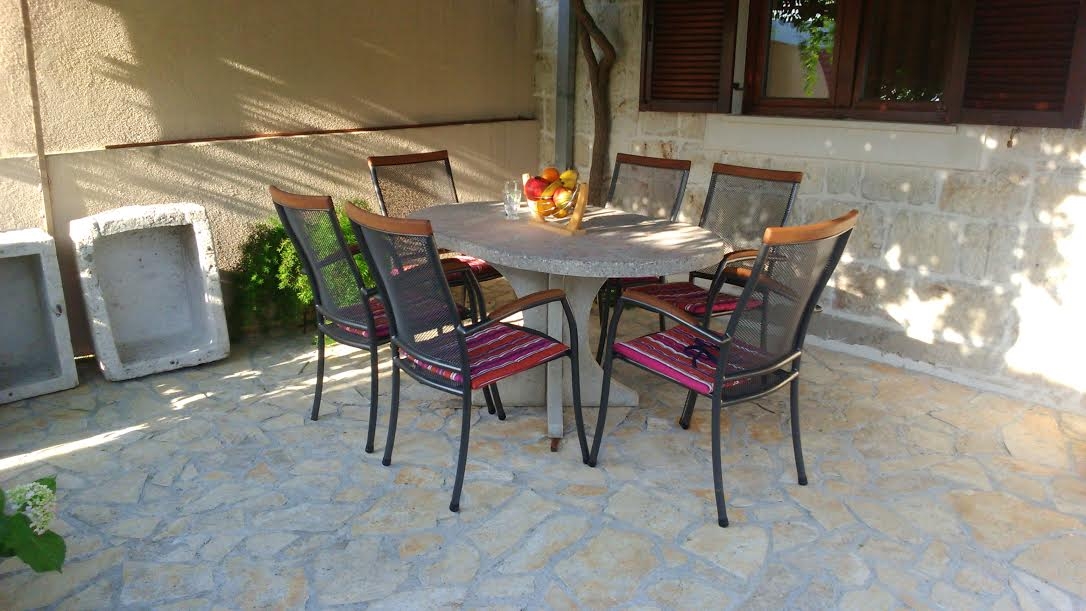 Four bedroom house with terrace and sea view Vinišće, Trogir  K