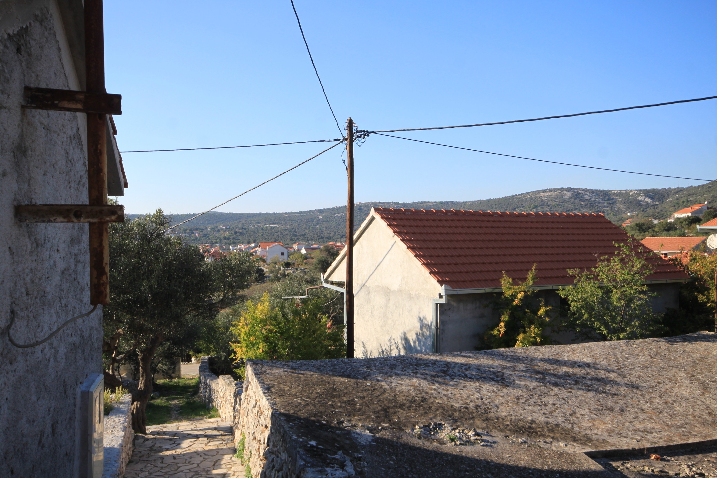Four bedroom house with terrace and sea view Vinišće, Trogir  K