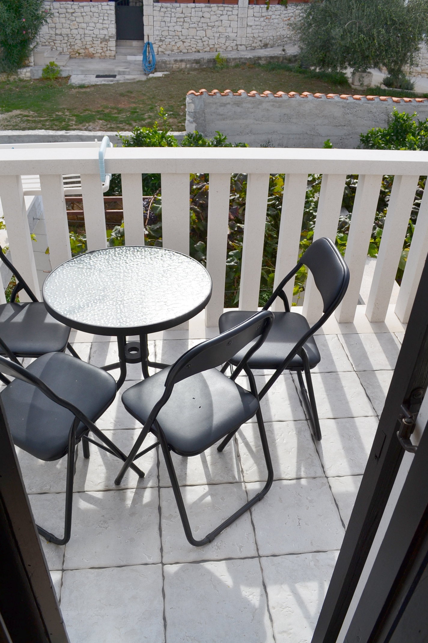 One bedroom apartment with balcony Sutivan, Brač  A-a