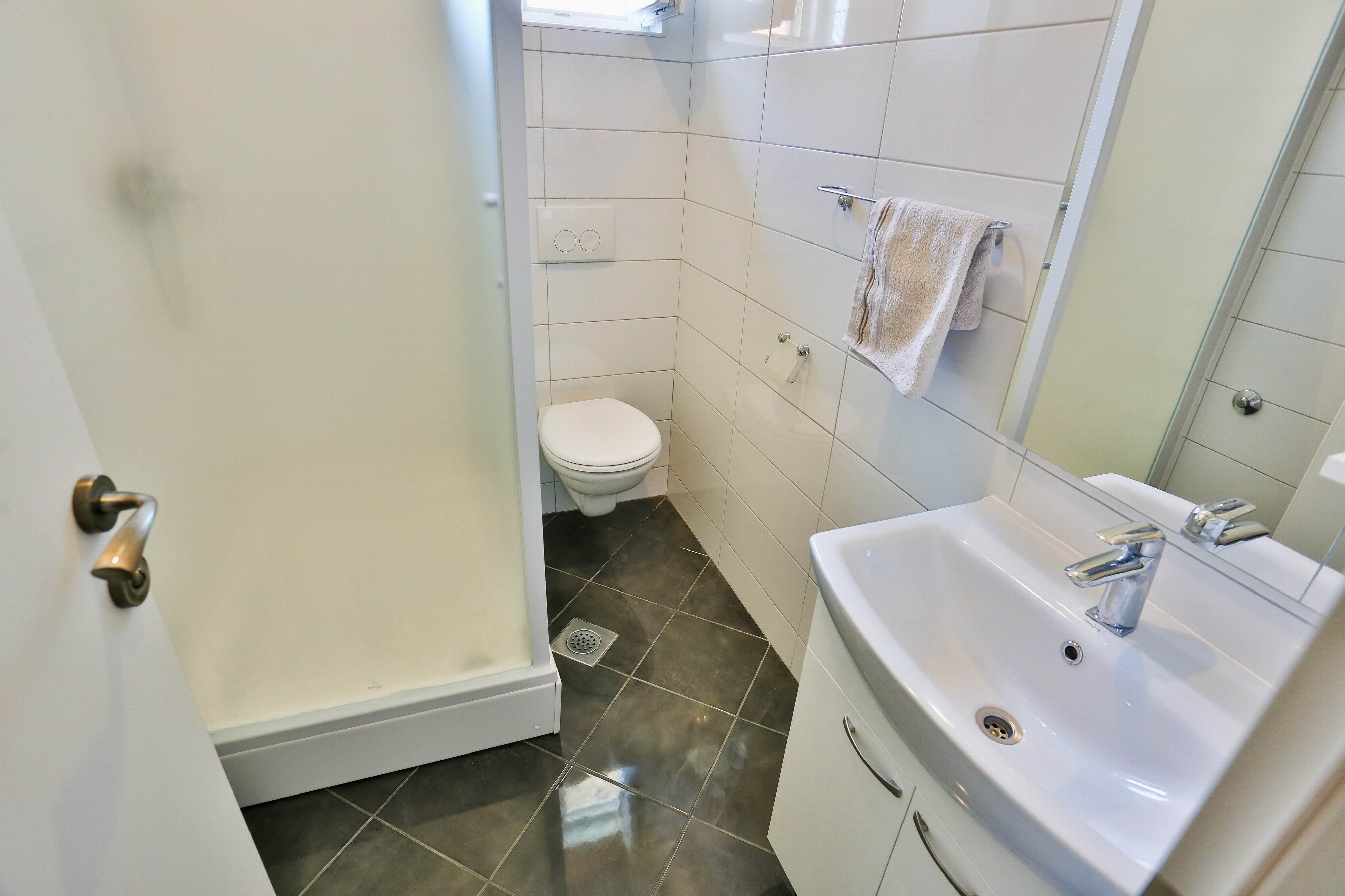One bedroom apartment with balcony and sea view Sutivan, Brač  A-d