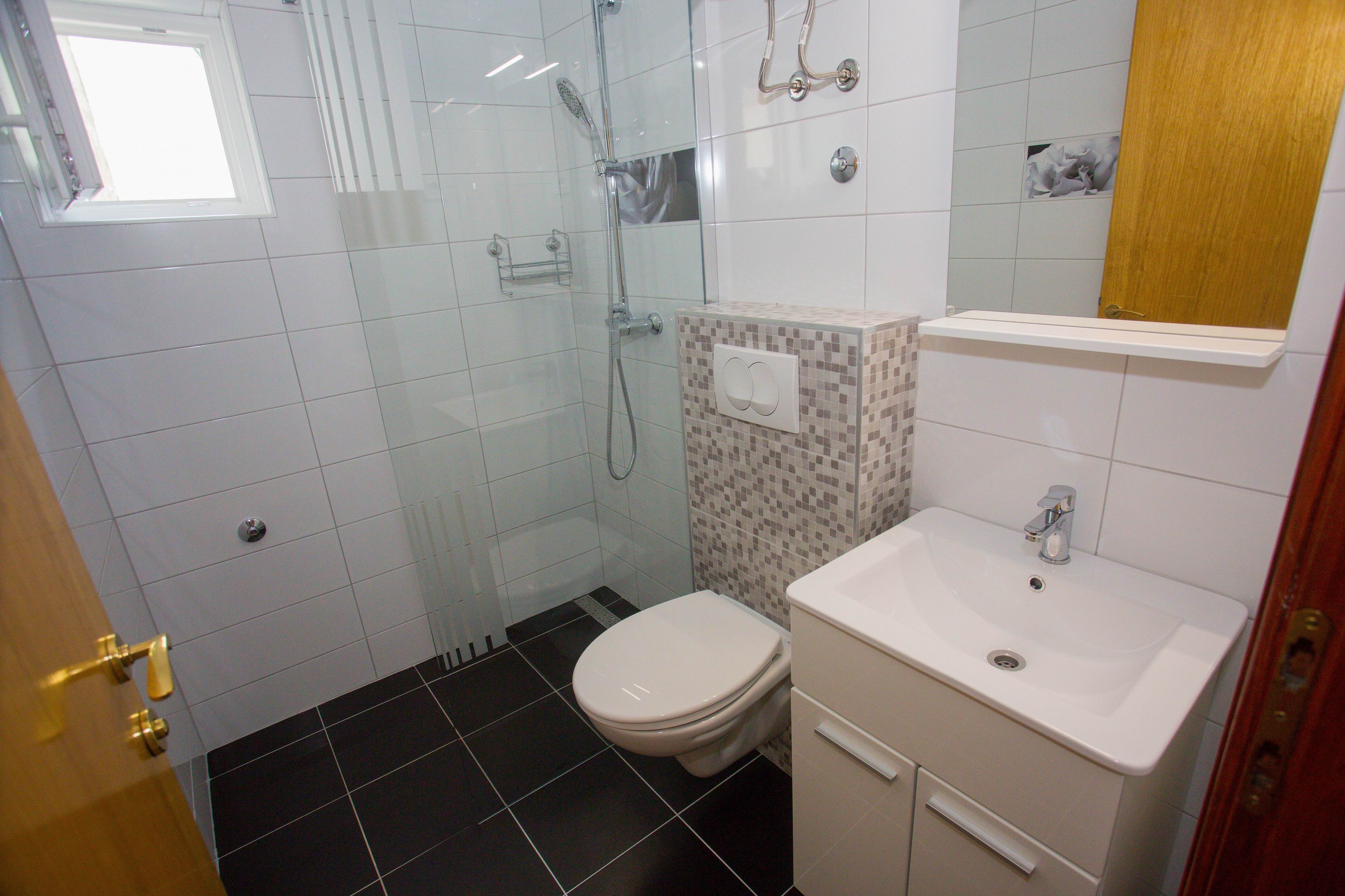 Two bedroom apartment with terrace Sutivan, Brač  A-g