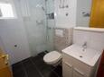 Bathroom 2 Sutivan, Bathroom 2 in the apartment, (pet friendly) and WiFi.