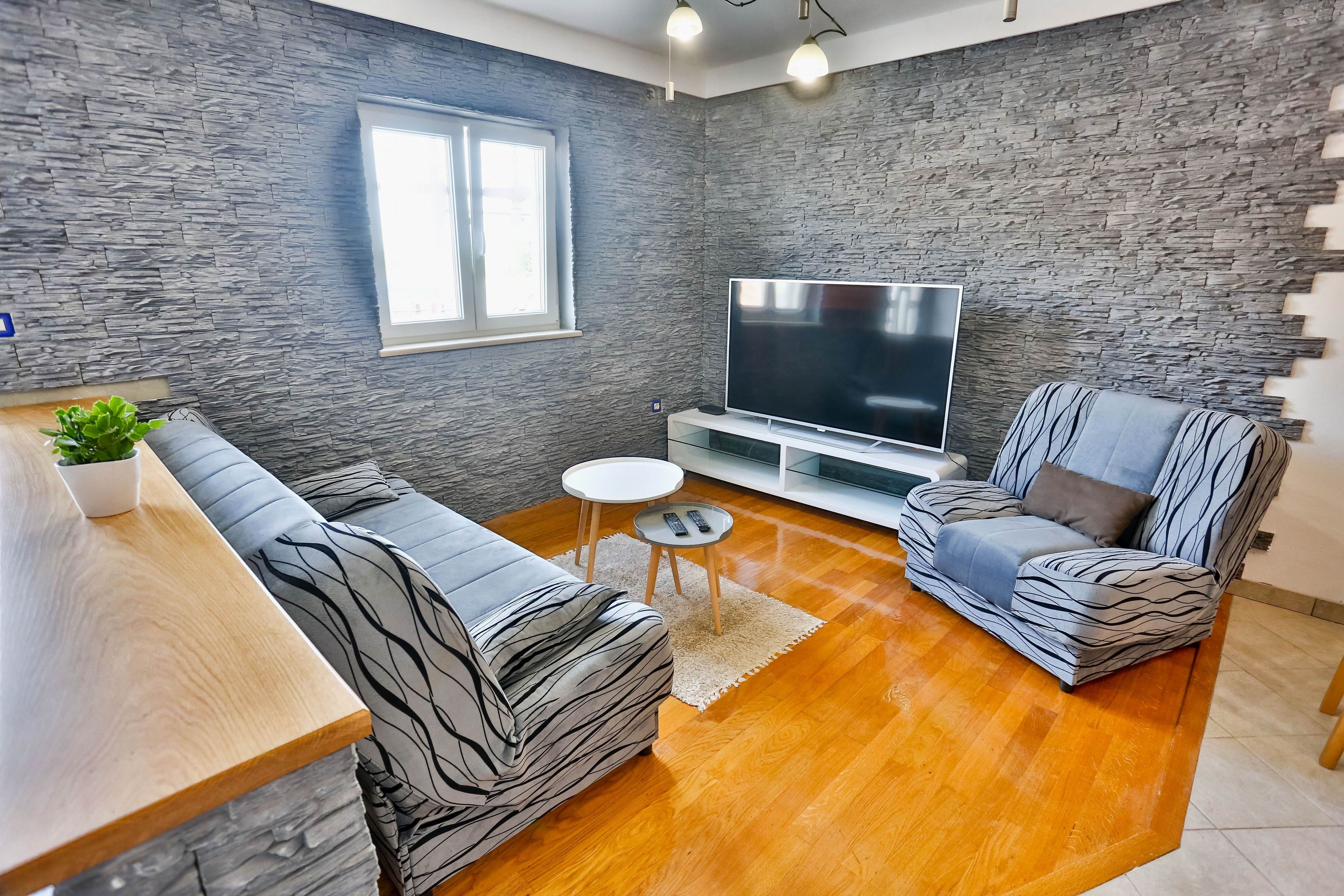 Two bedroom apartment with terrace Sutivan, Brač  A-g