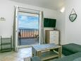Pisak, Гостиная в размещении типа studio-apartment, доступный кондиционер и WiFi.