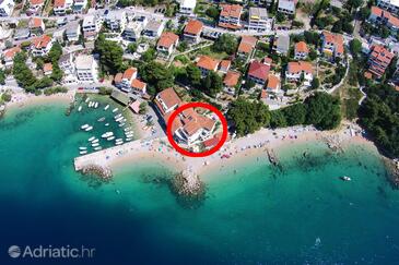 Pisak, Omiš, Property 7520 - Apartments near sea with pebble beach.