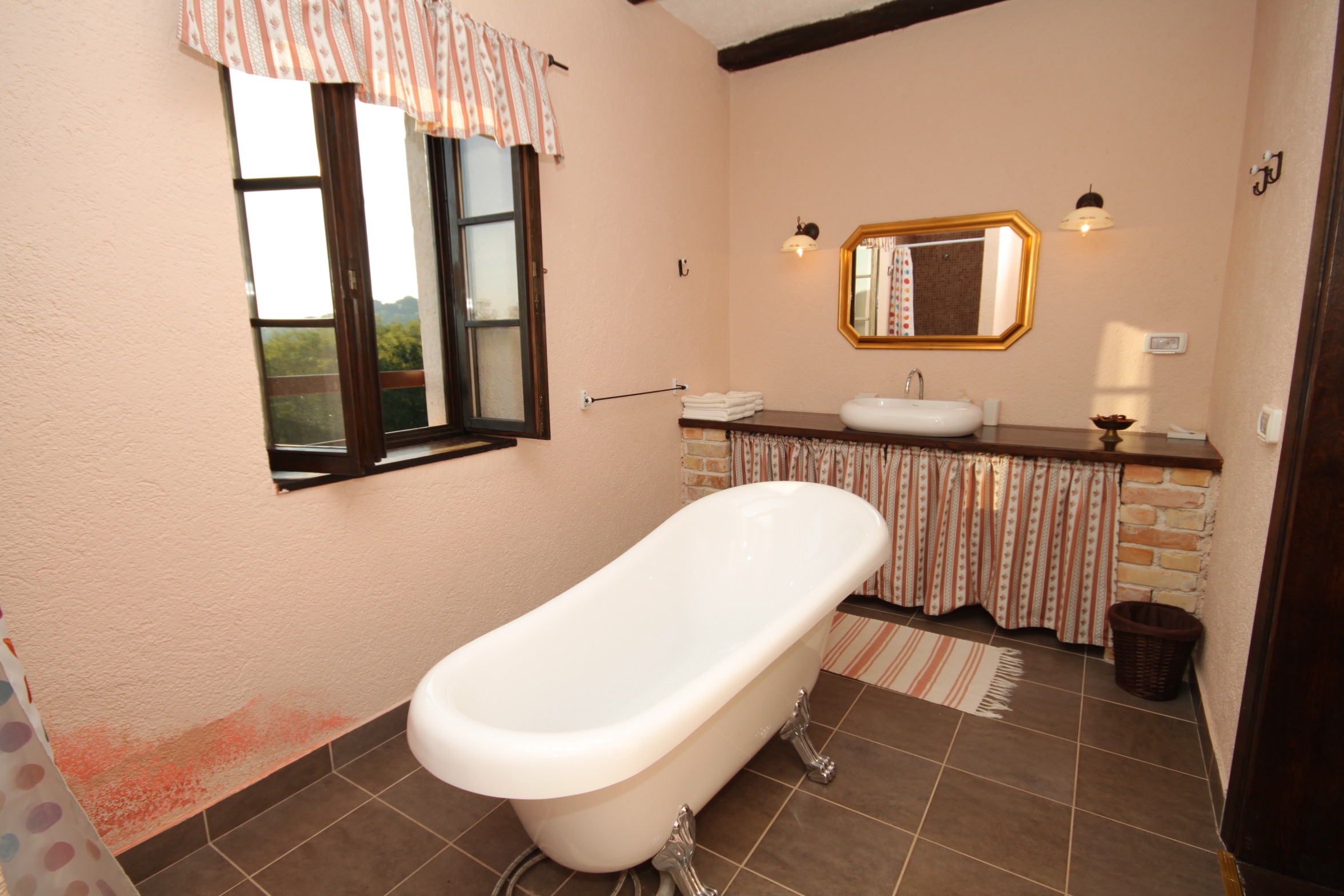 Four bedroom house with terrace Škrapi, Central Istria - Središnja Istra  K