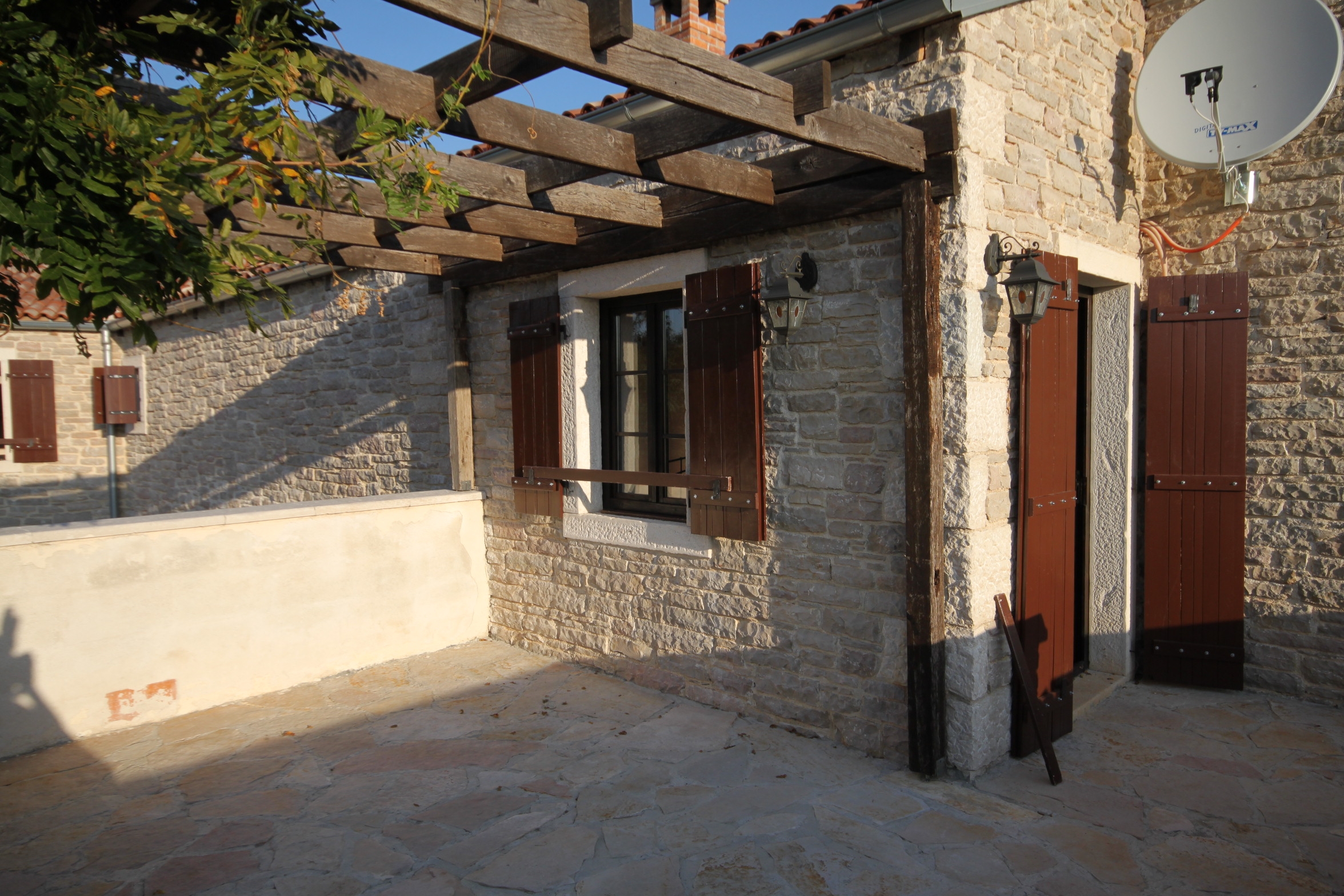 Four bedroom house with terrace Škrapi, Central Istria - Središnja Istra  K