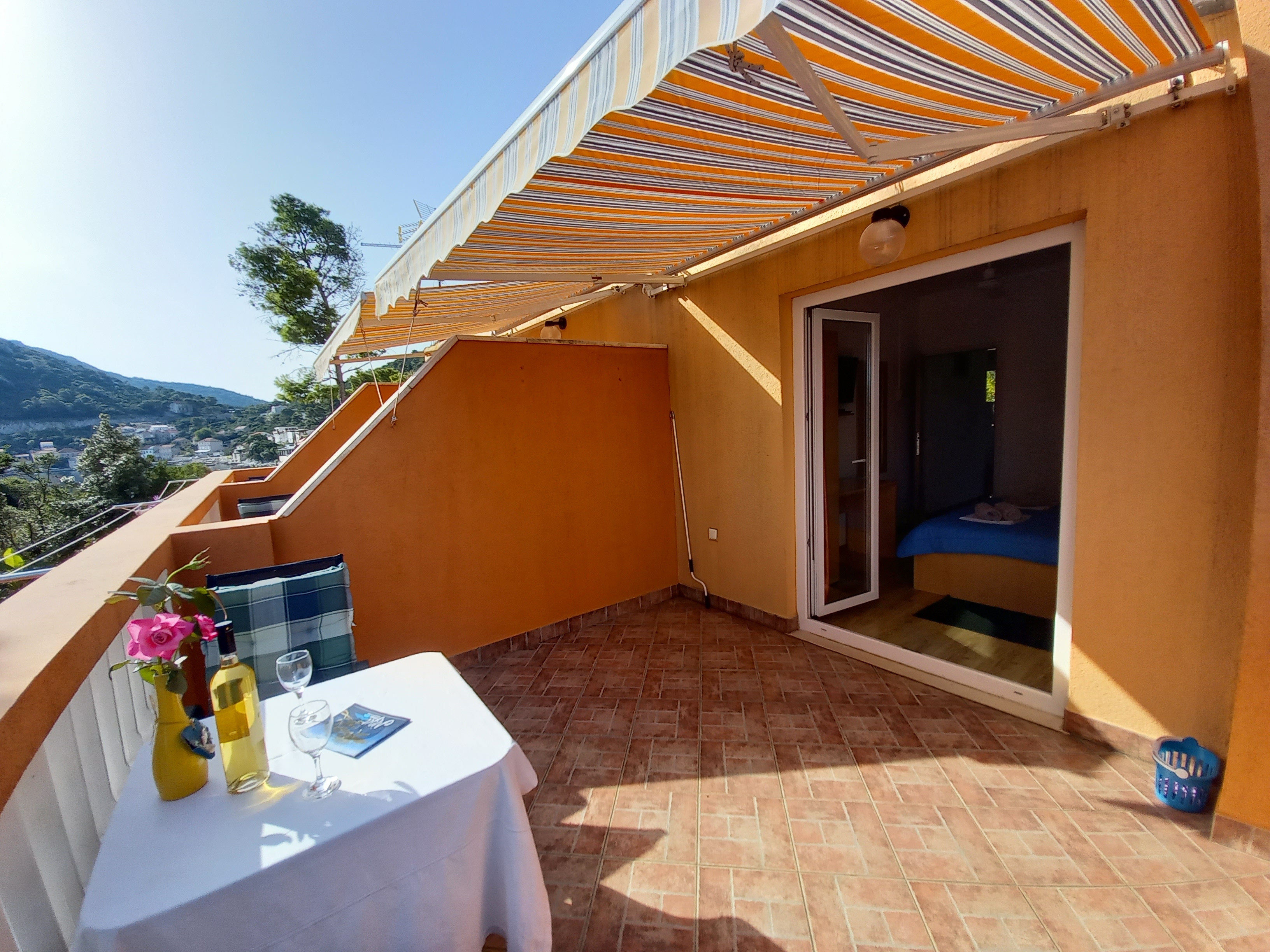 One bedroom apartment near beach Sobra, Mljet  A-c