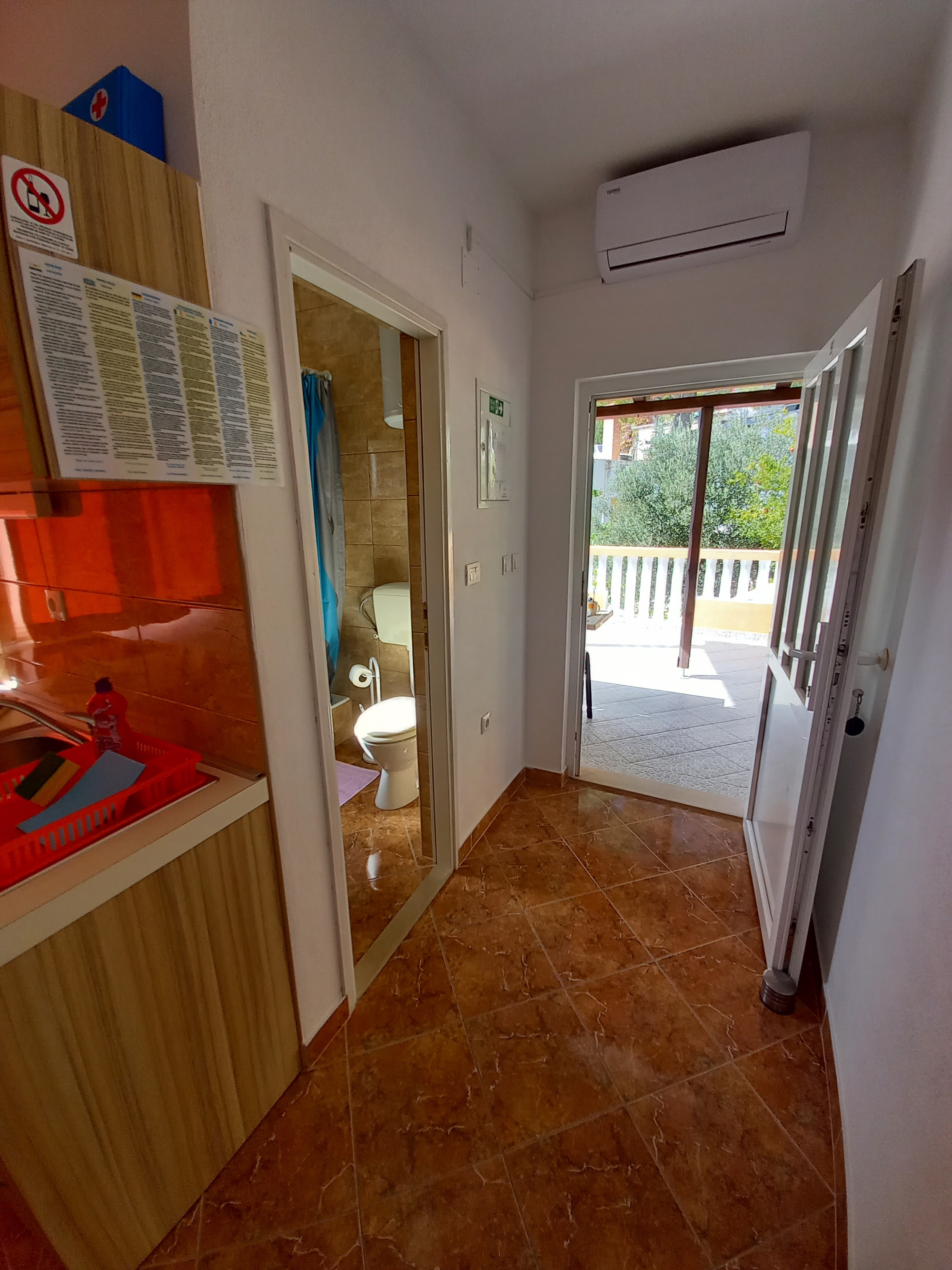 One bedroom apartment near beach Sobra, Mljet  A-d