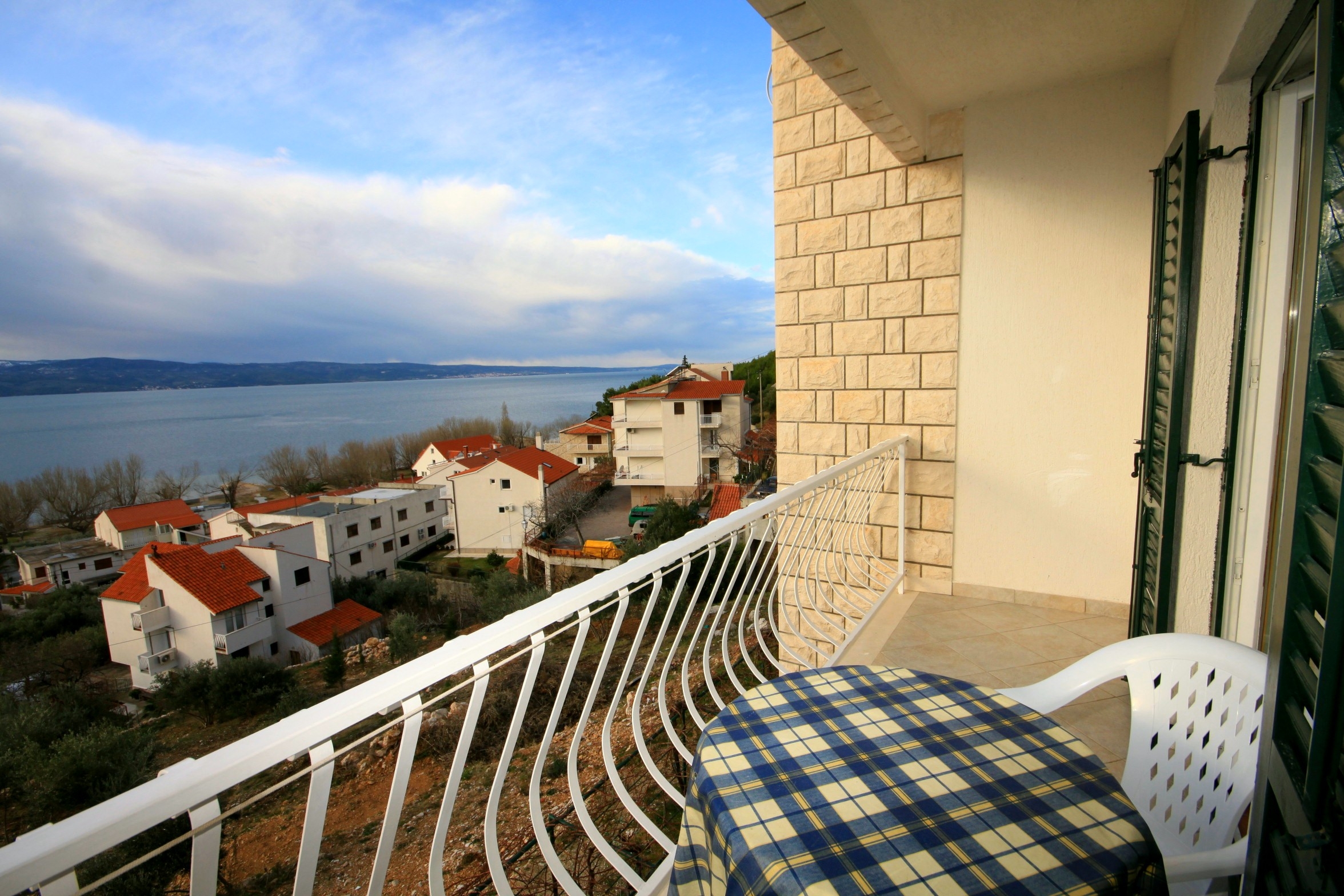 One bedroom apartment with balcony and sea view Duće, Omiš  A-a
