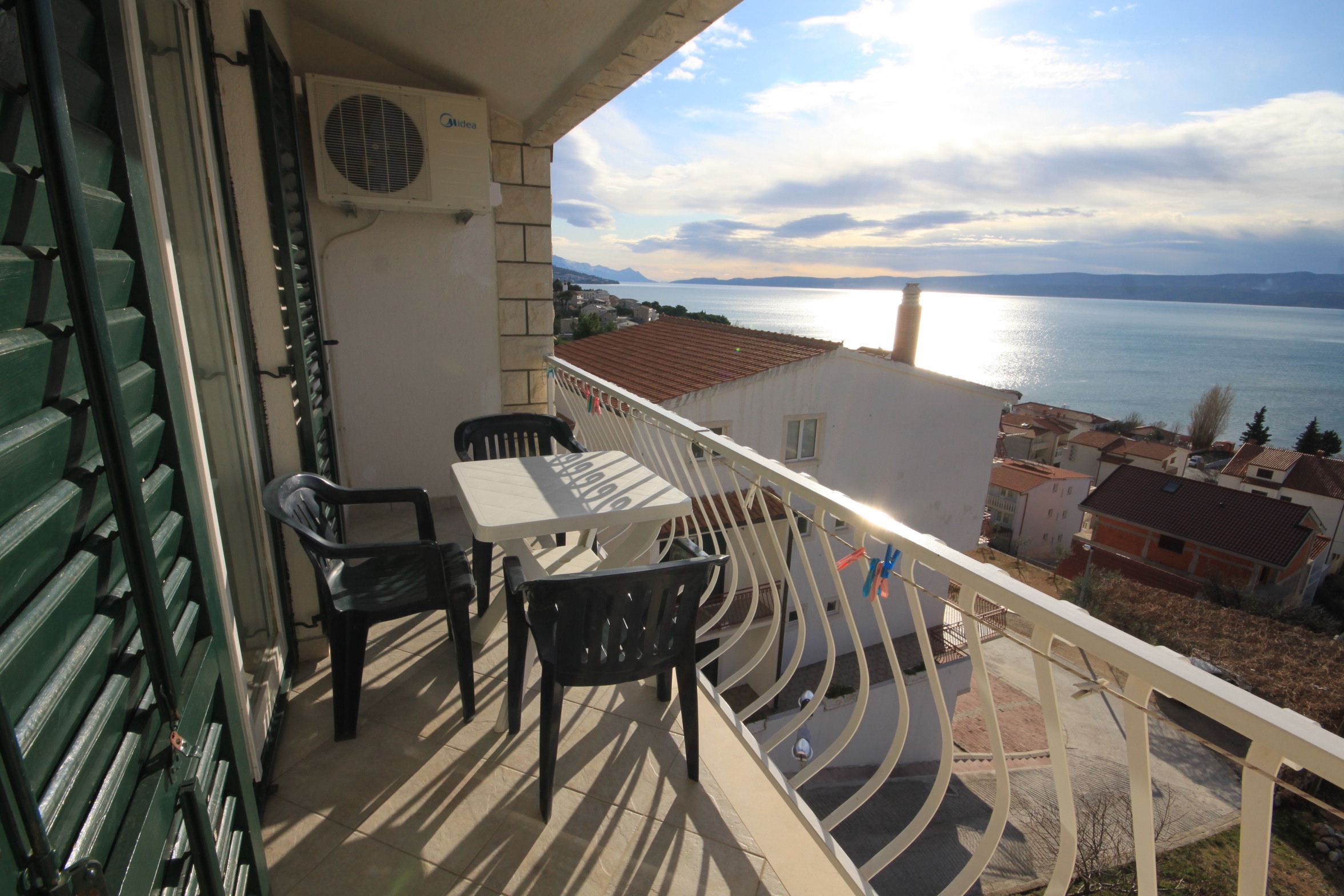 Two bedroom apartment with balcony and sea view Duće, Omiš  A-b