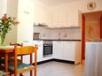 Kuchyně Pučišća, Kuchyně v ubytování typu apartment, s klimatizací a WiFi.