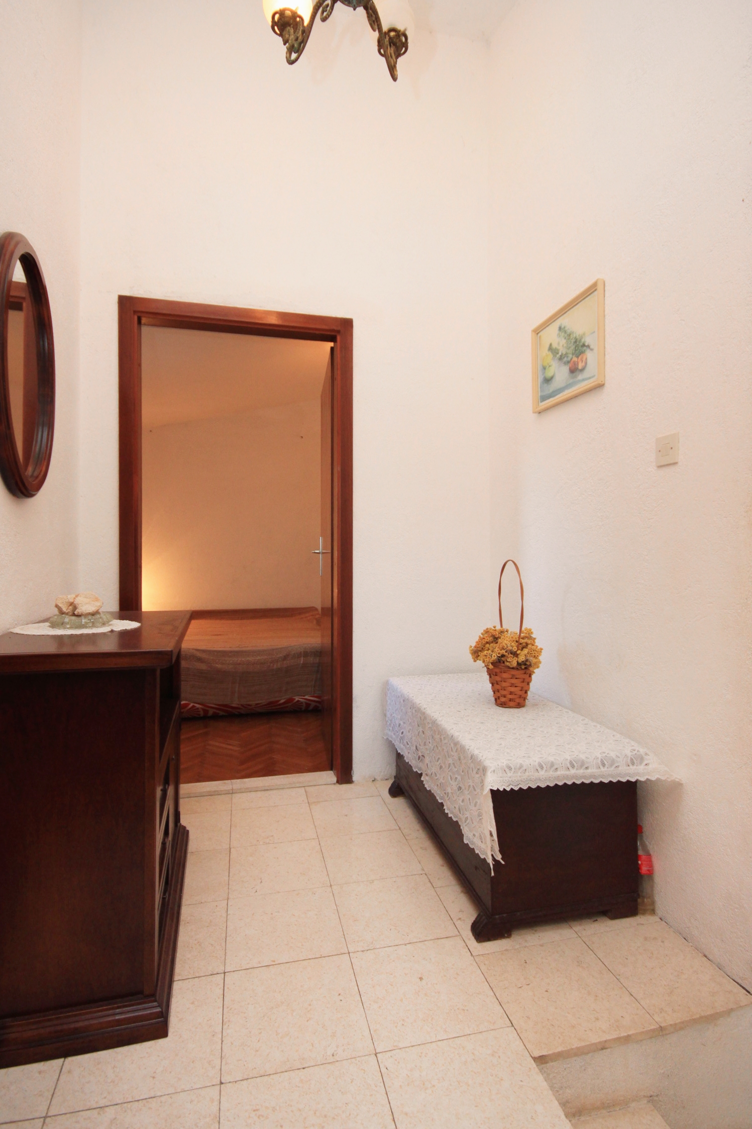 Three bedroom apartment with terrace Rogoznica  A-b