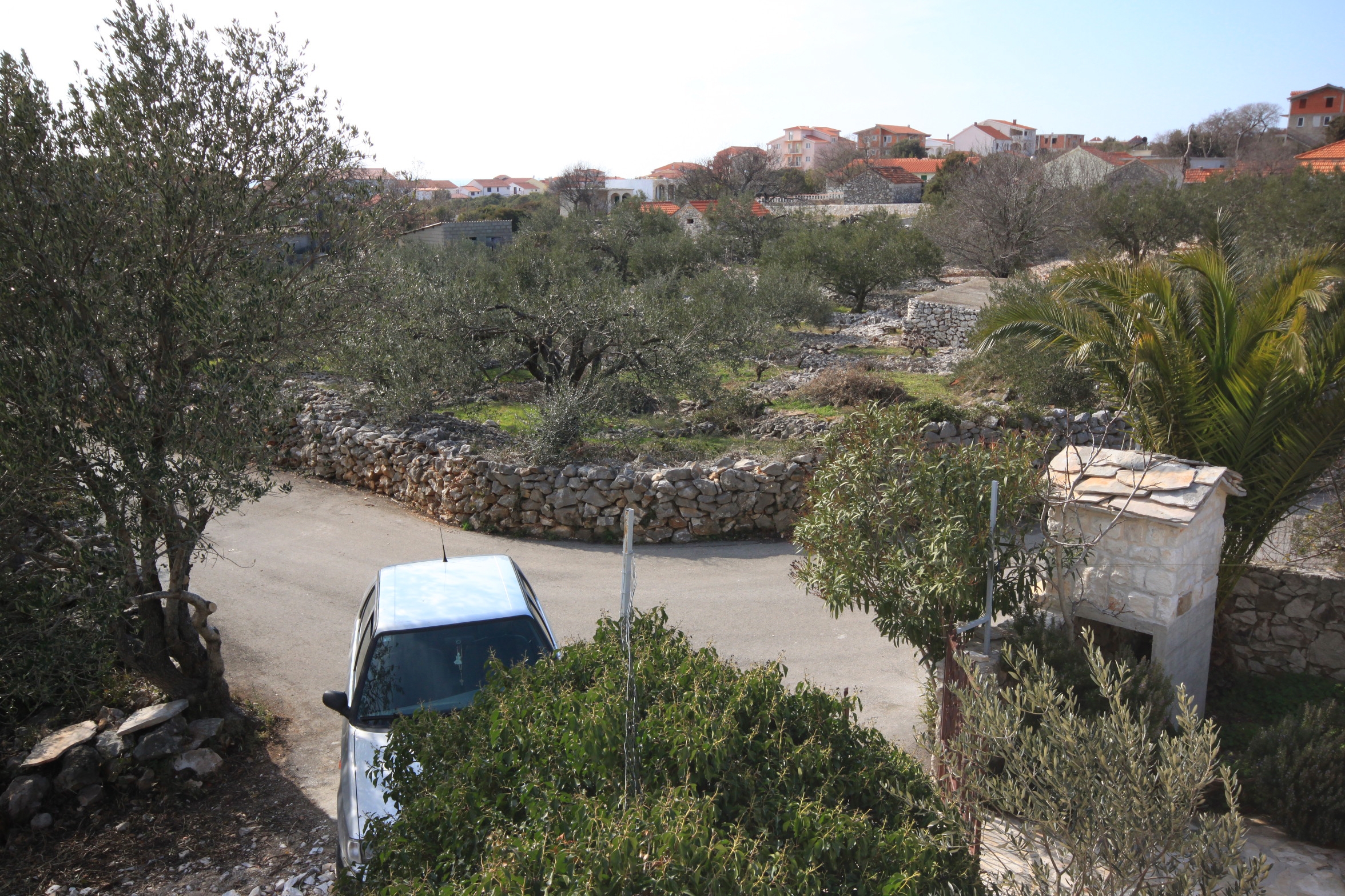 Three bedroom apartment with terrace Rogoznica  A-b