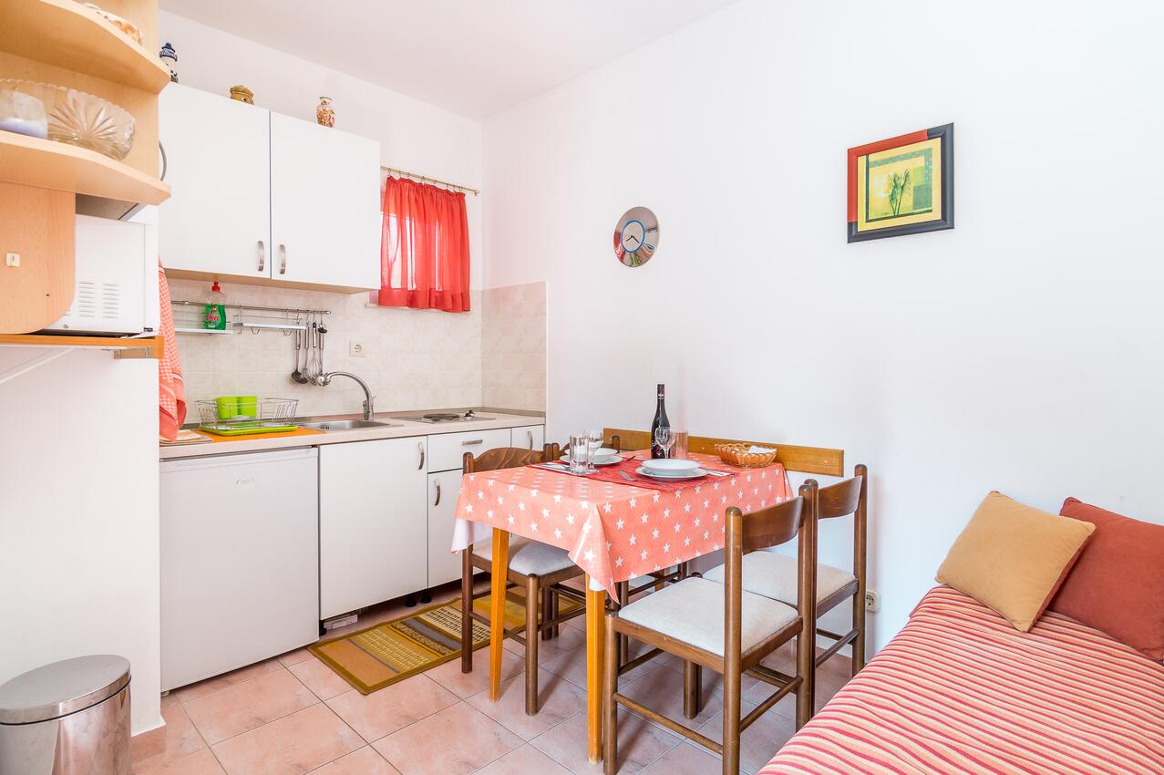 Apartmán v meste Arbanija - 7543