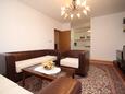 Living room Okrug Gornji, Living room in the apartment, air condition available and WiFi.
