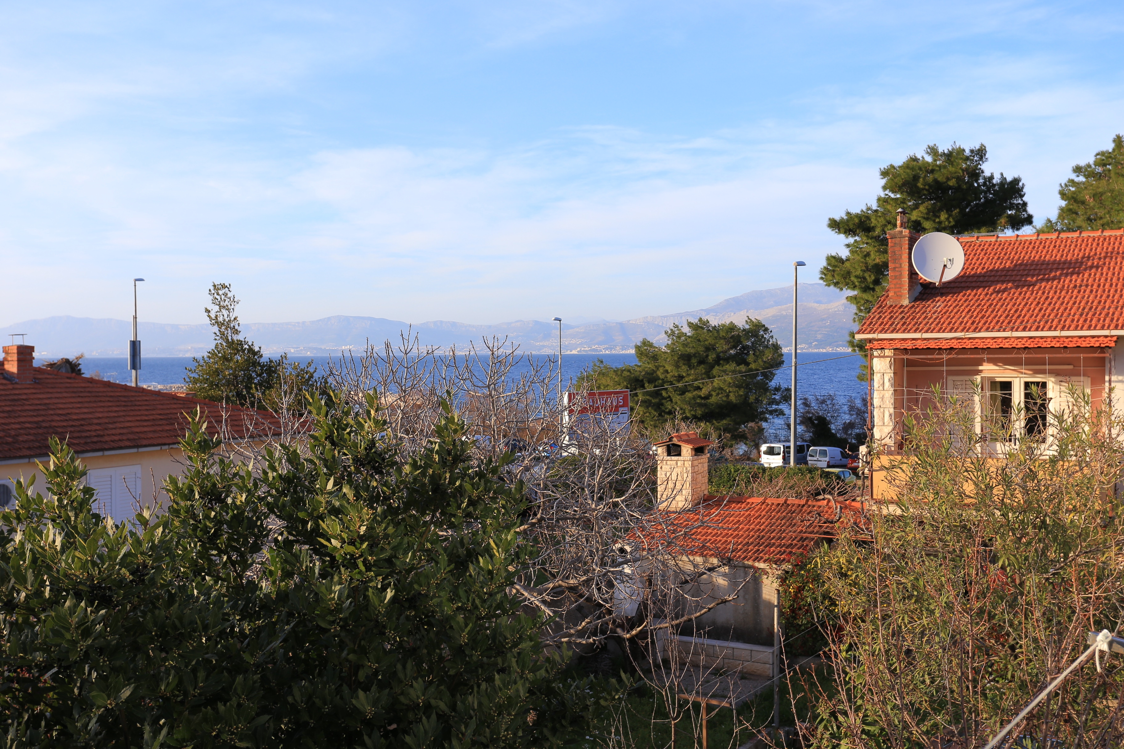 Three bedroom apartment with terrace Supetar, Brač  A-a