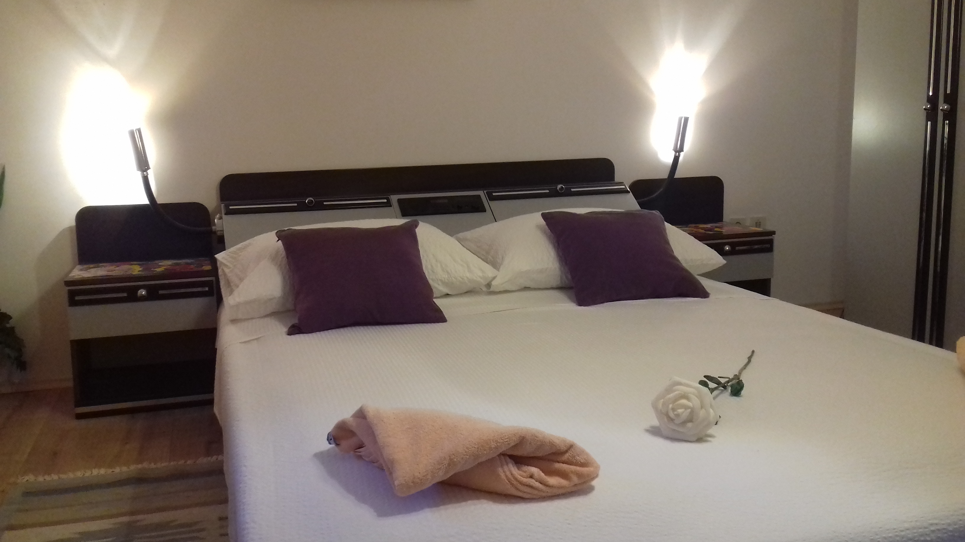 Two bedroom apartment with terrace and sea view Sumpetar, Omiš  A-a