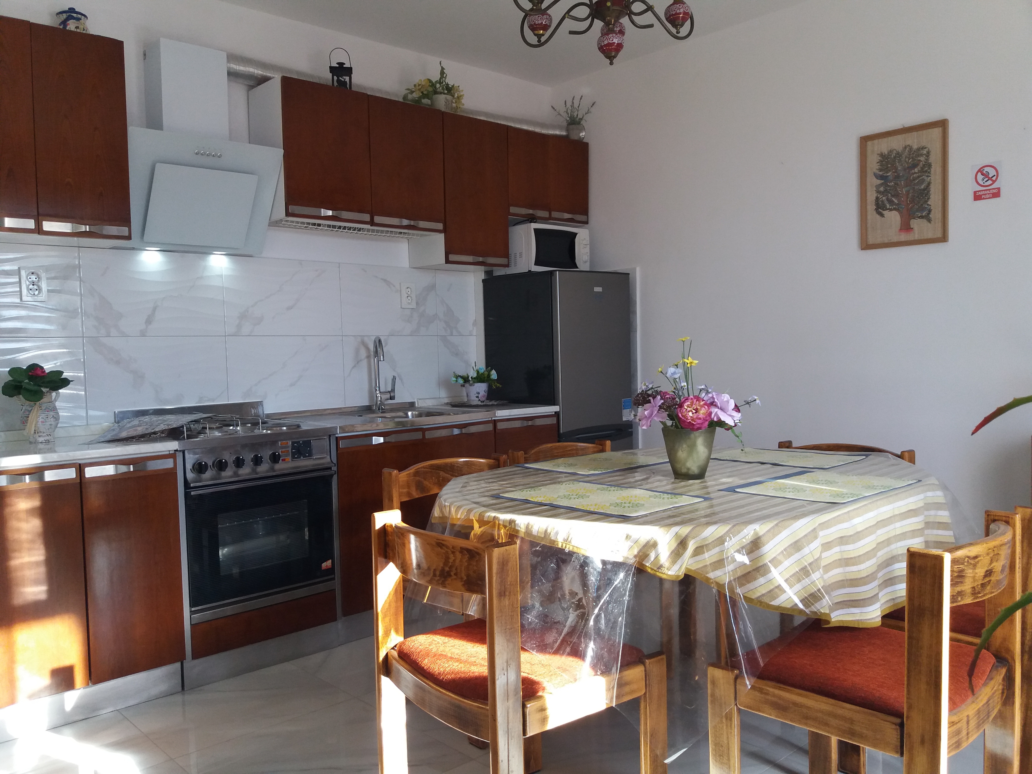 Two bedroom apartment with terrace and sea view Sumpetar, Omiš  A-a