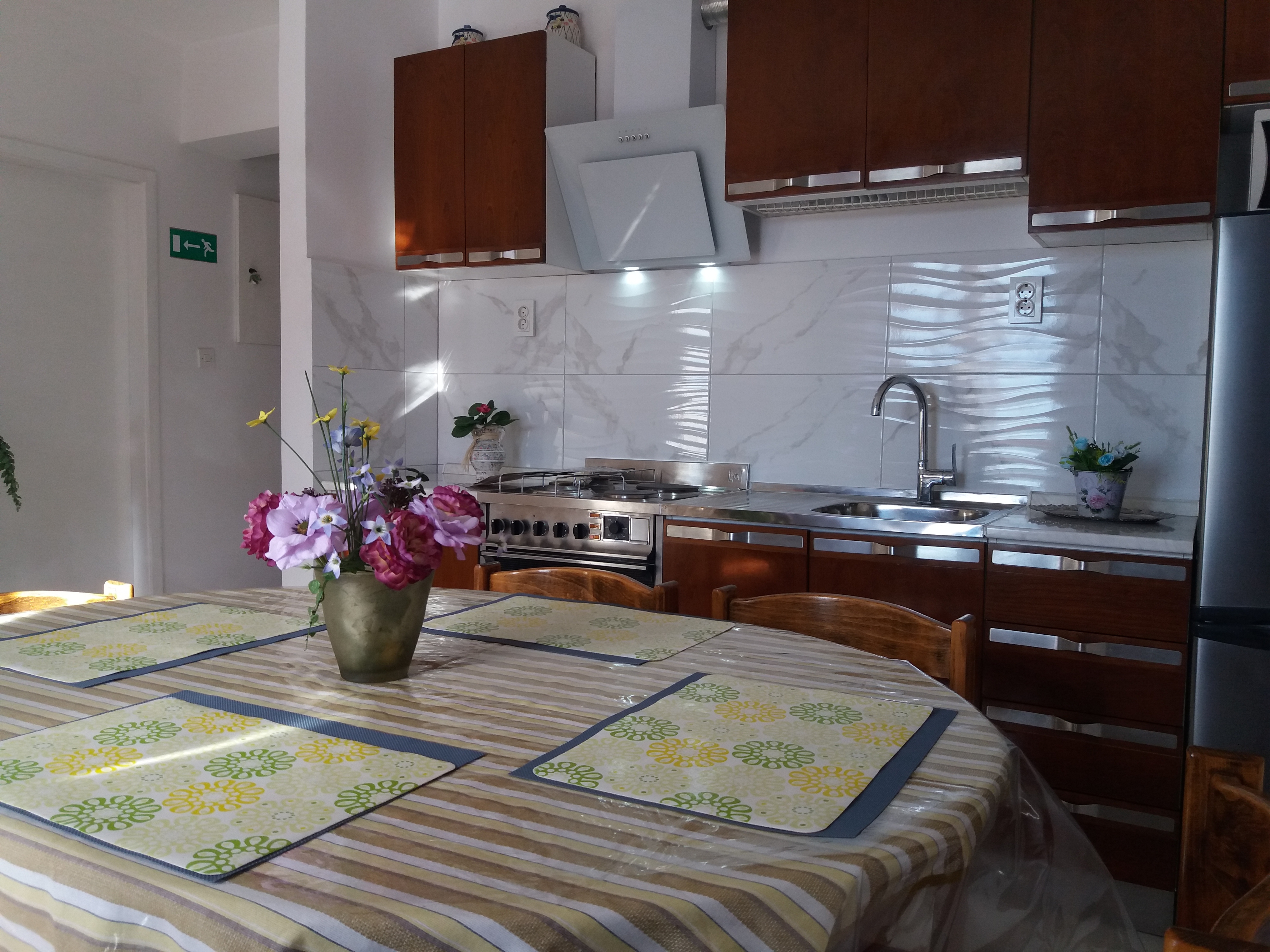 Two bedroom apartment with terrace and sea view Sumpetar, Omiš  A-a