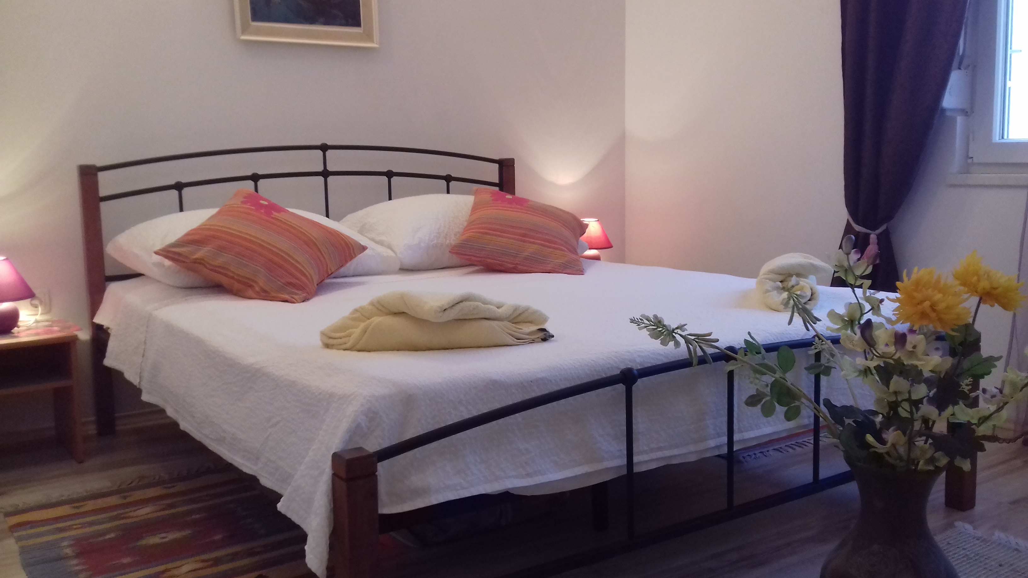 Two bedroom apartment with terrace and sea view Sumpetar, Omiš  A-b