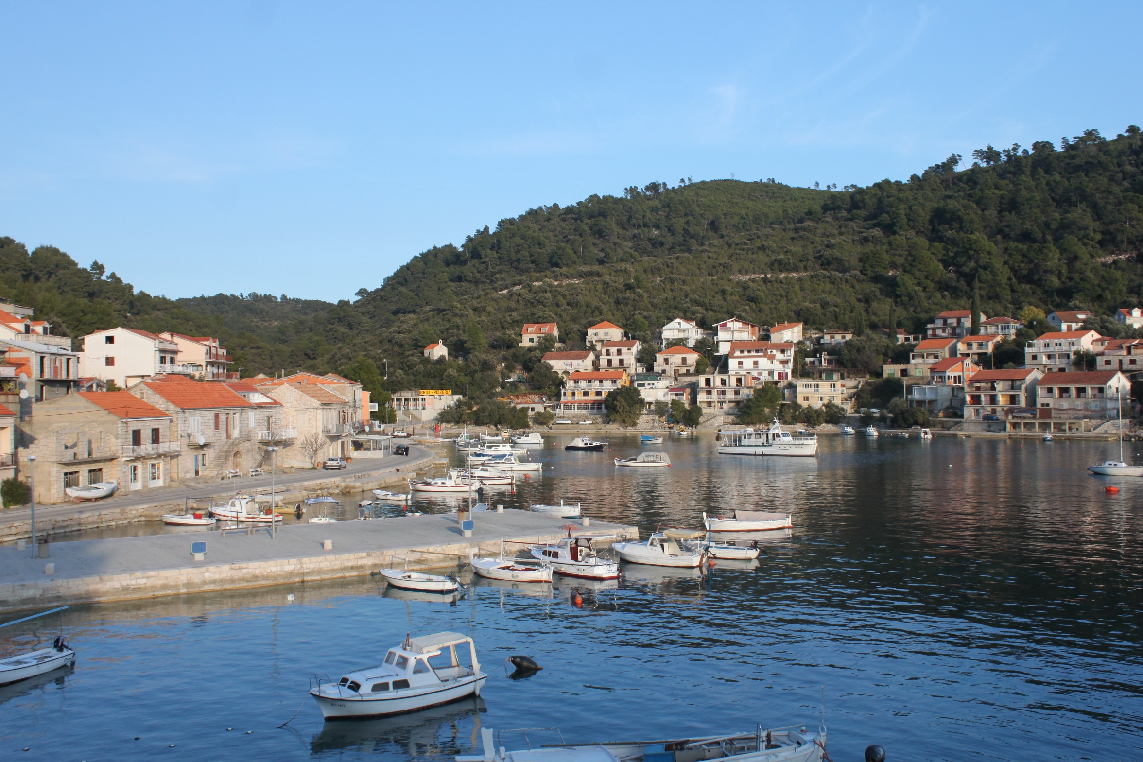 Two bedroom apartment with terrace and sea view Brna, Korčula  A-a