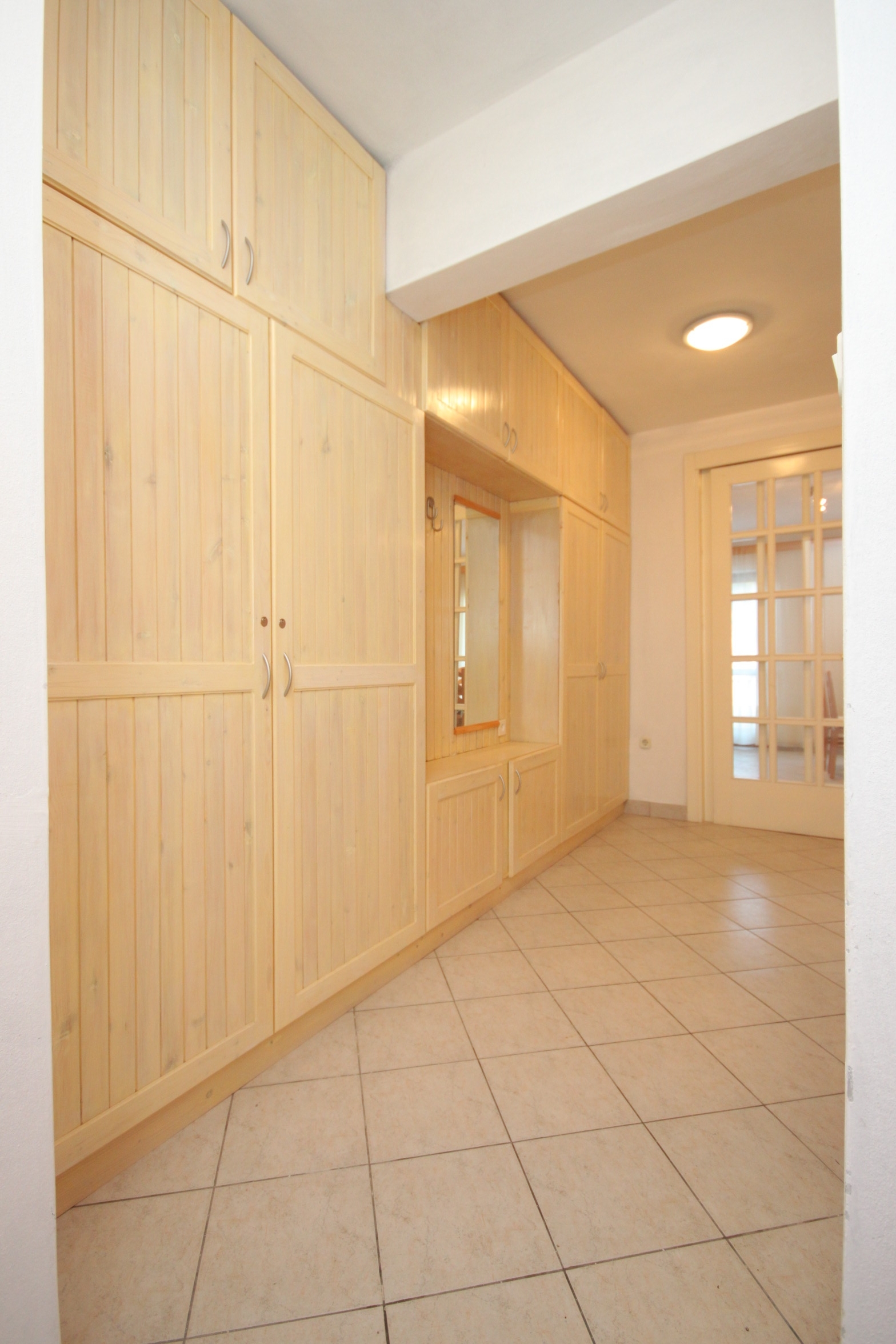 Two bedroom apartment with balcony and sea view Brna, Korčula  A-b