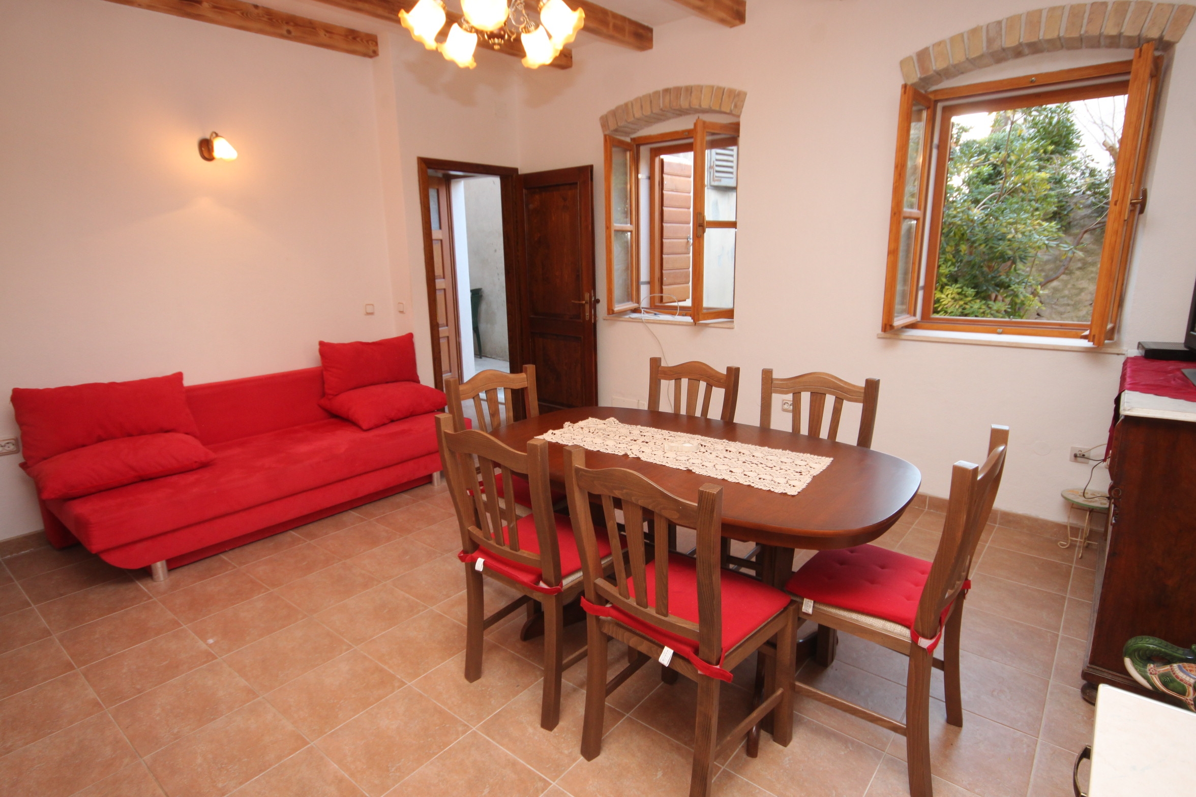 Three bedroom house with terrace and sea view Kaštel Novi, Kaštela (K-7554) Three bedroom house with terrace and sea view Kaštel Novi, Kaštela (K-7554)