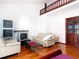 Rogoznica, Гостиная 1 в размещении типа studio-apartment, доступный кондиционер и WiFi.