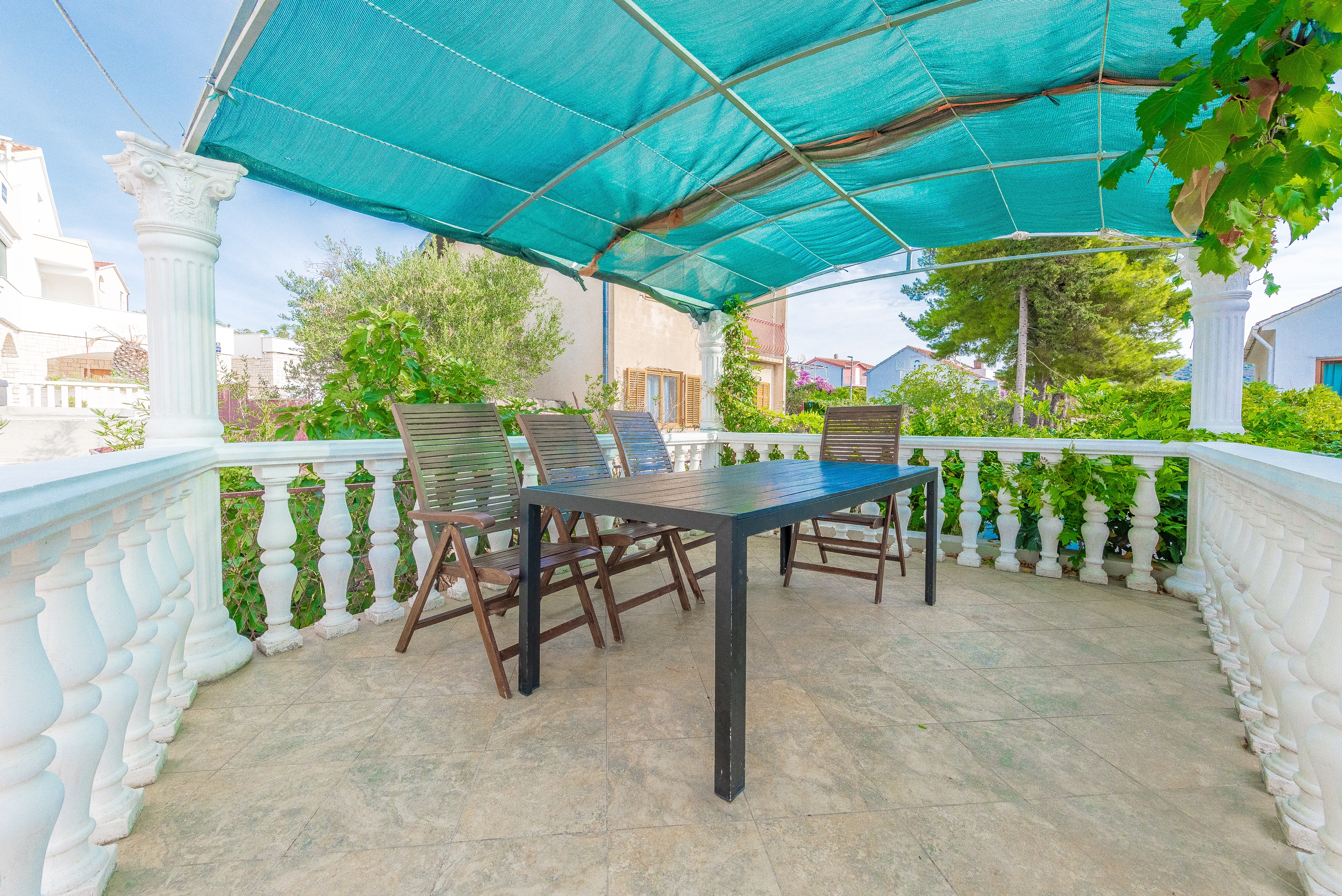 Two bedroom apartment with terrace and sea view Bušinci, Čiovo (A-7560-a)