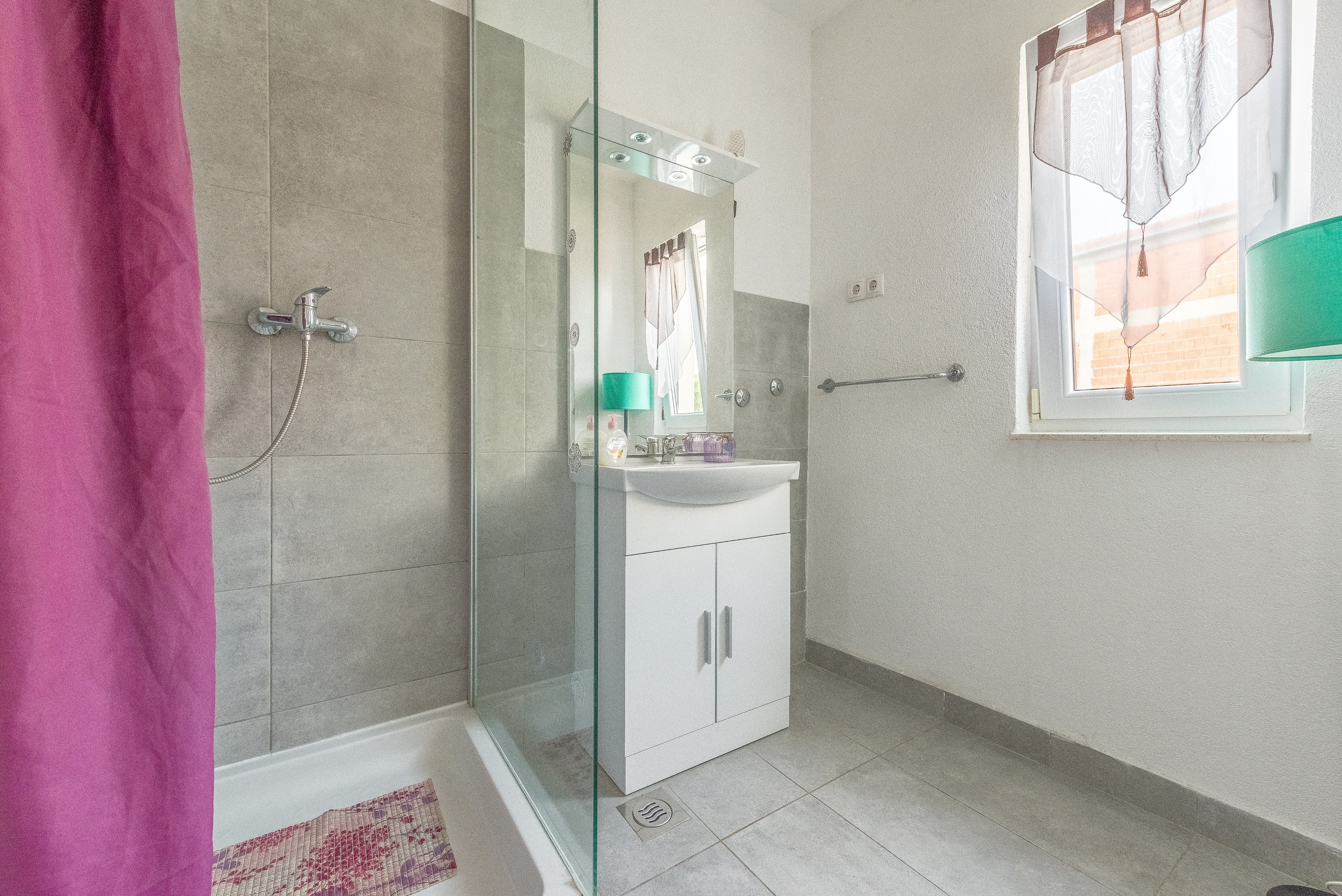 Two bedroom apartment with terrace and sea view Bušinci, Čiovo  A-b