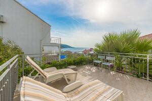 Apartments by the sea Businci, Ciovo - 7560