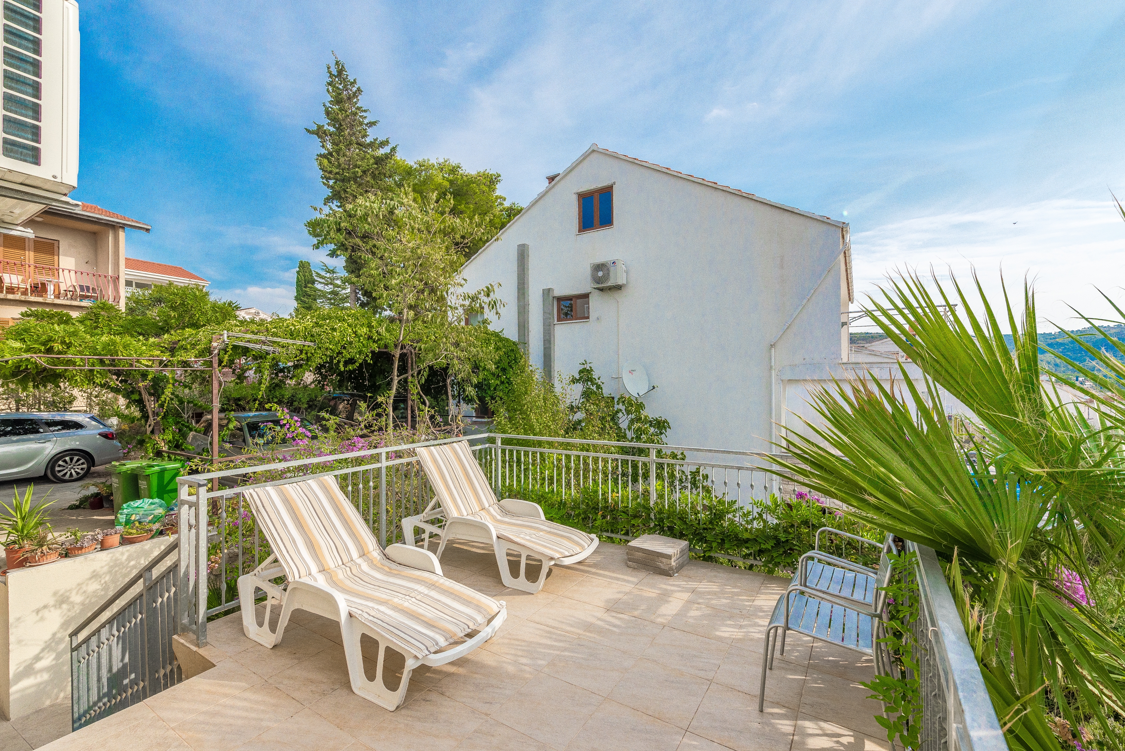 Two bedroom apartment with terrace and sea view Bušinci, Čiovo  A-b