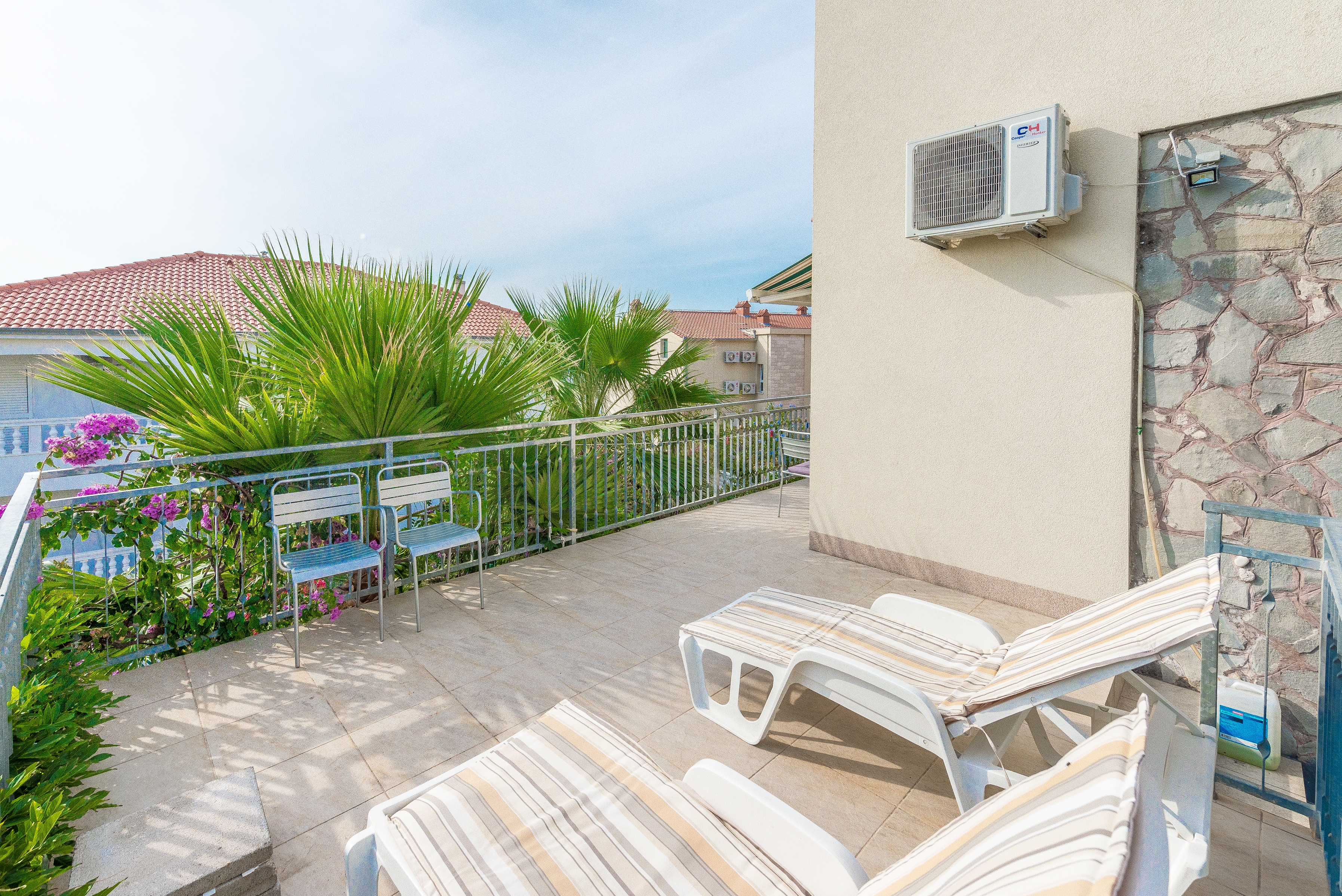 Two bedroom apartment with terrace and sea view Bušinci, Čiovo  A-b